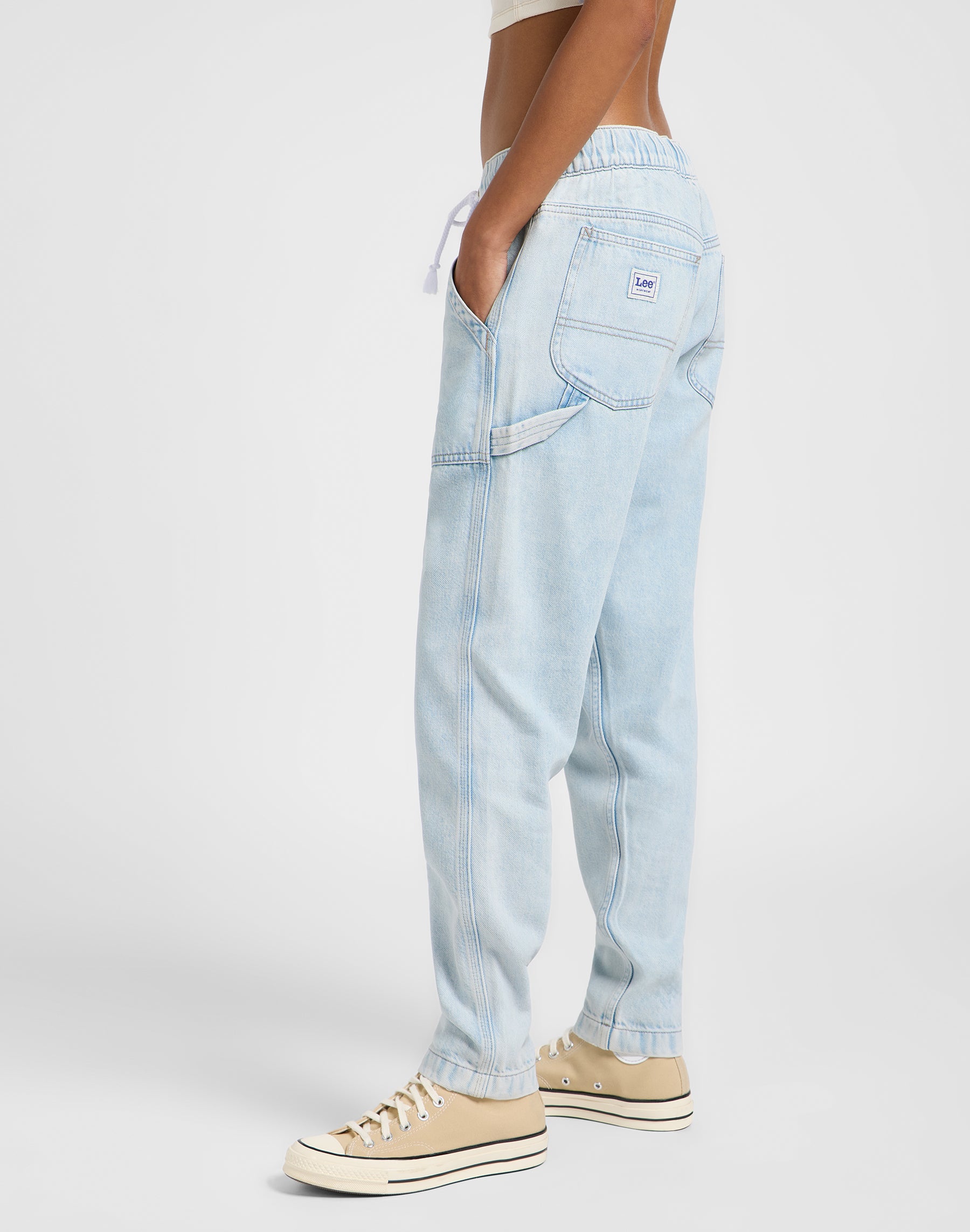 Drawstring Pull On in Bright Mist Jeans Lee
