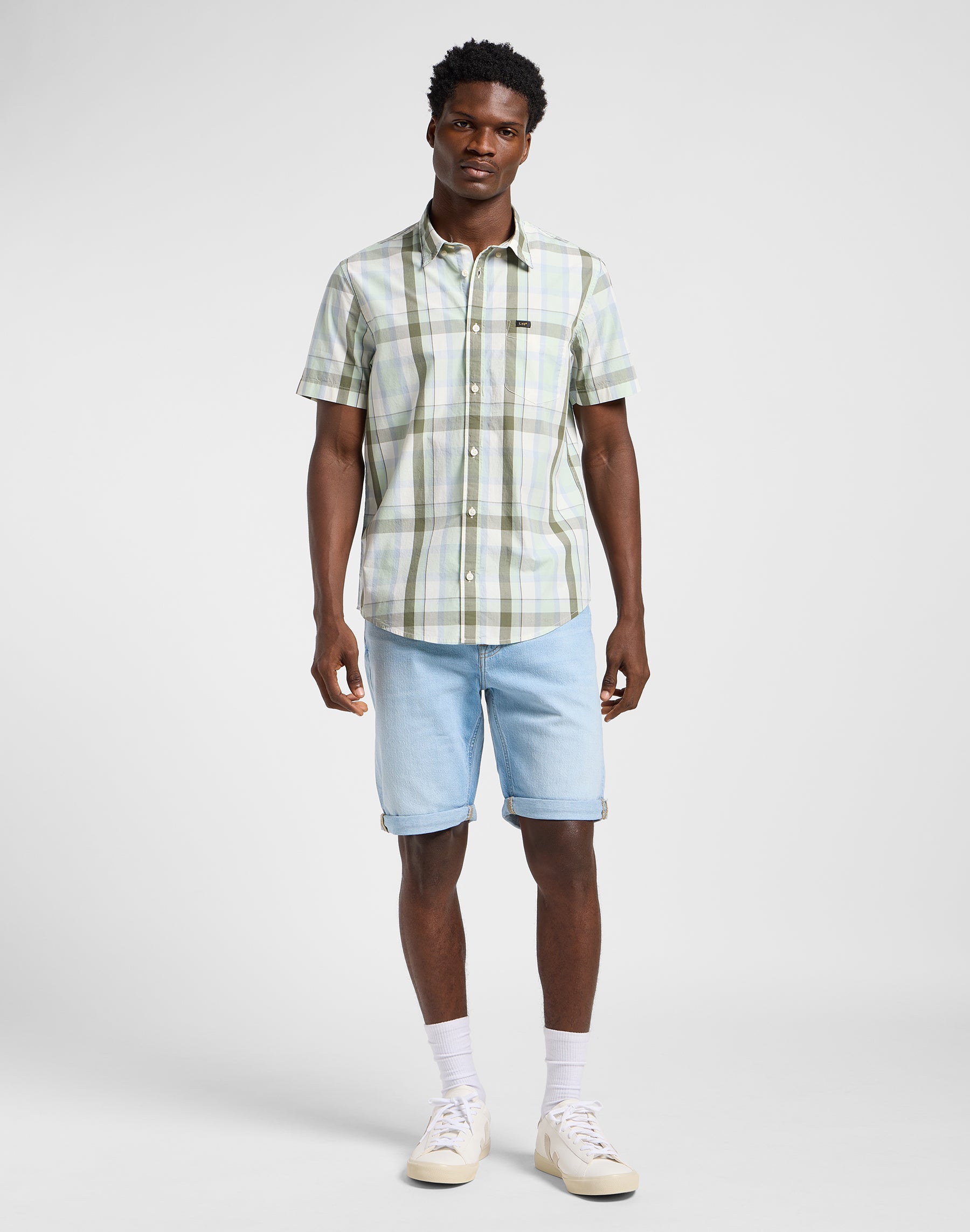 Lee Button Down Ss in Concrete Sage Shirts Lee