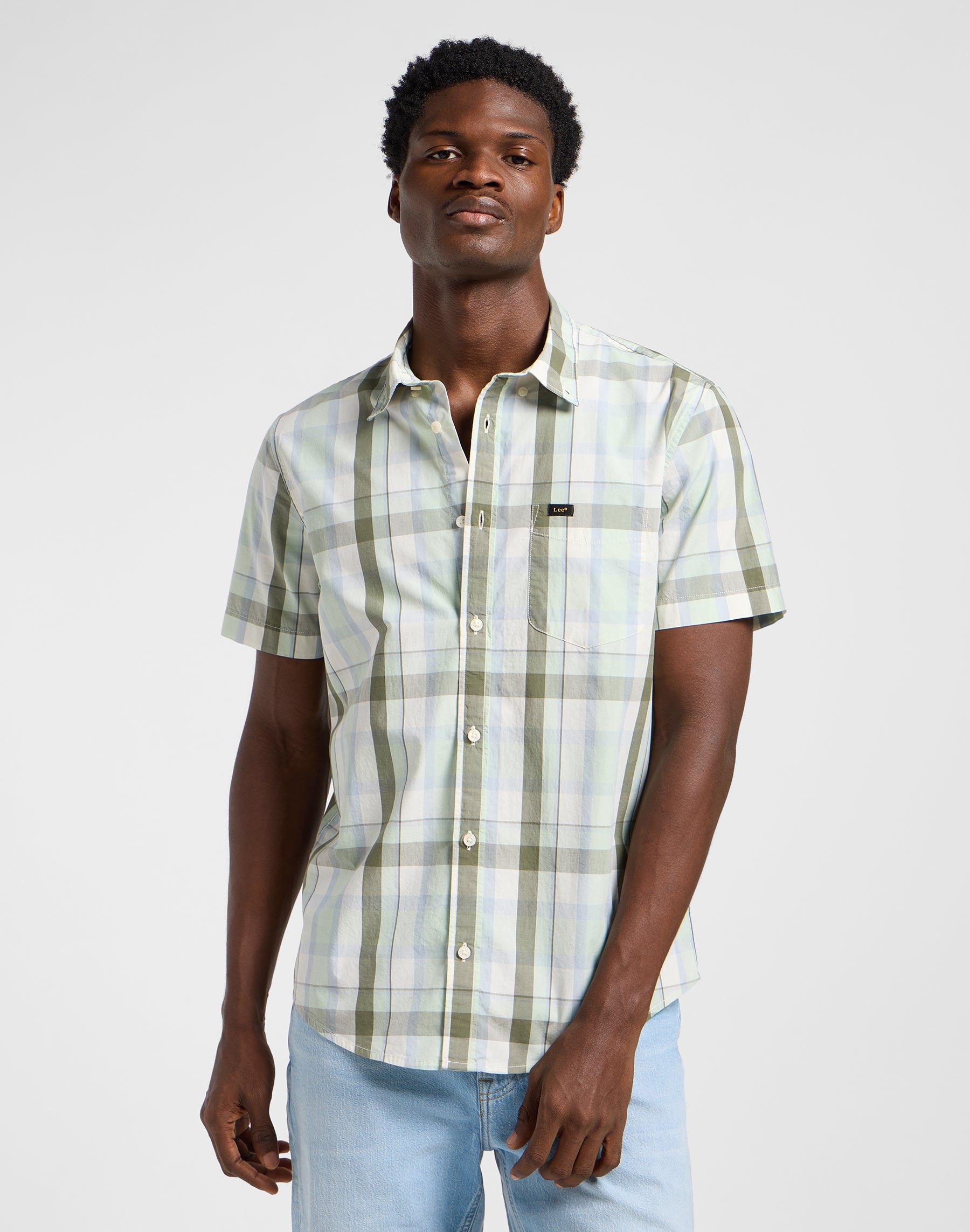 Lee Button Down Ss in Concrete Sage Shirts Lee
