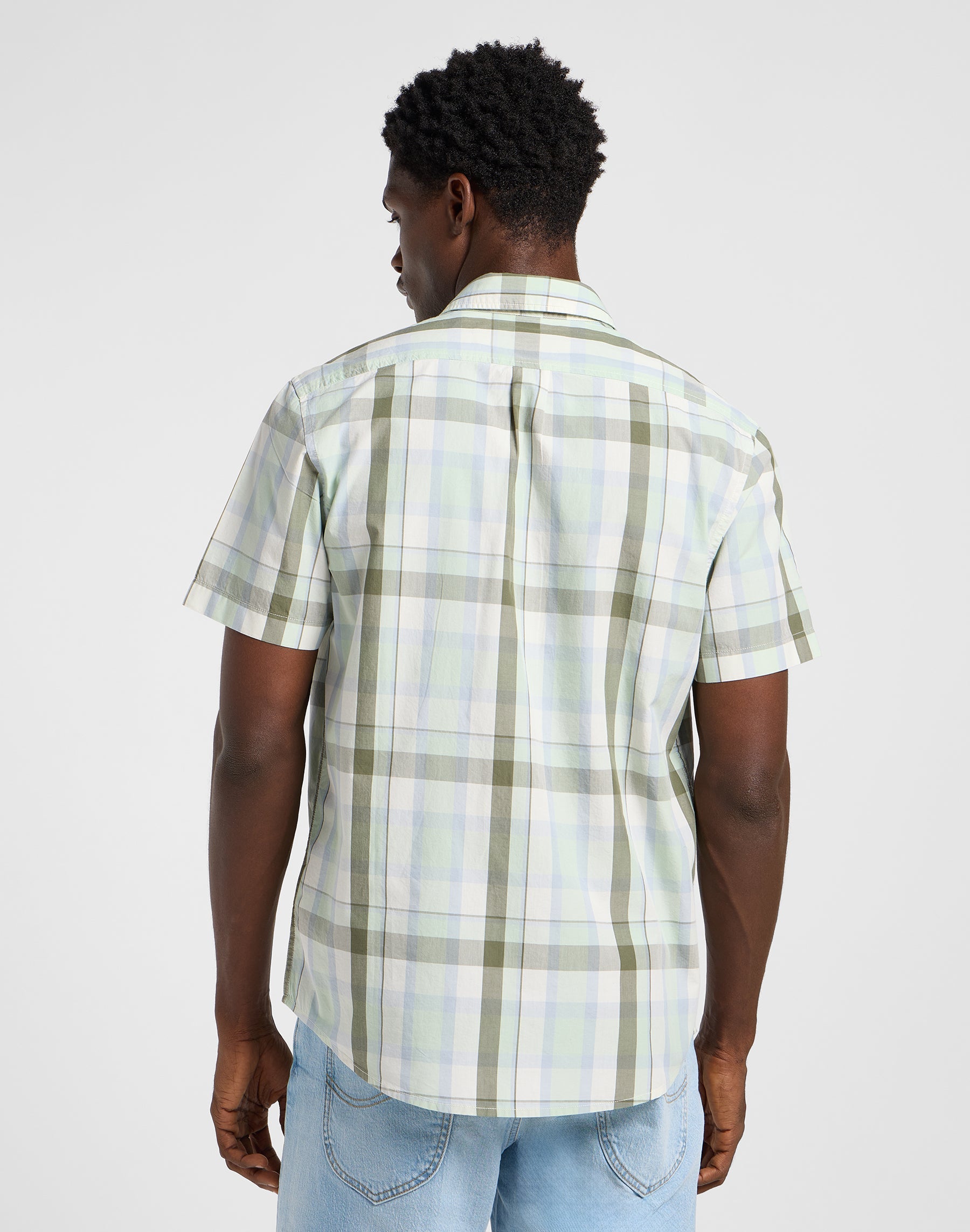 Lee Button Down Ss in Concrete Sage Shirts Lee