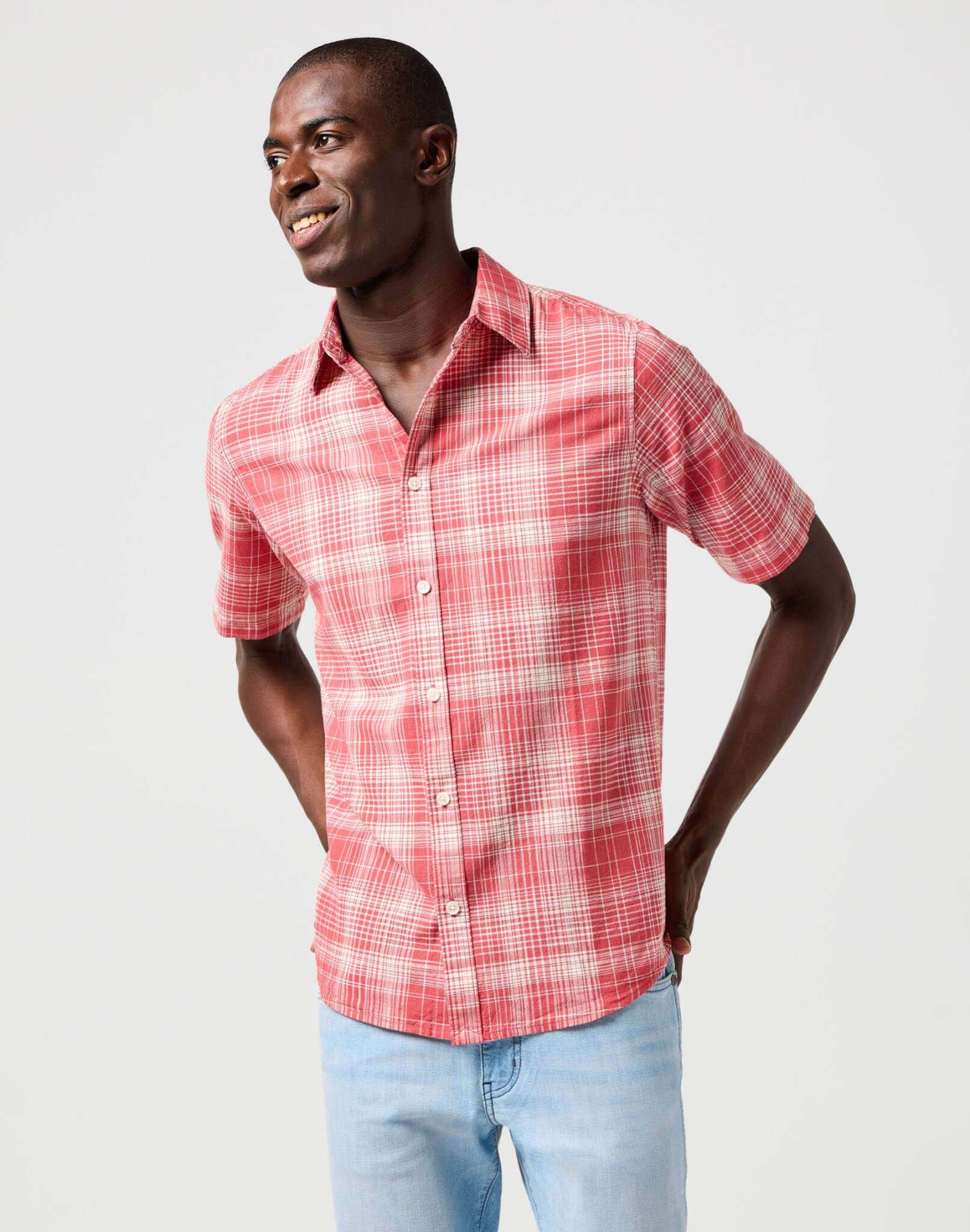 Ss Shirt in Red Shirts Wrangler