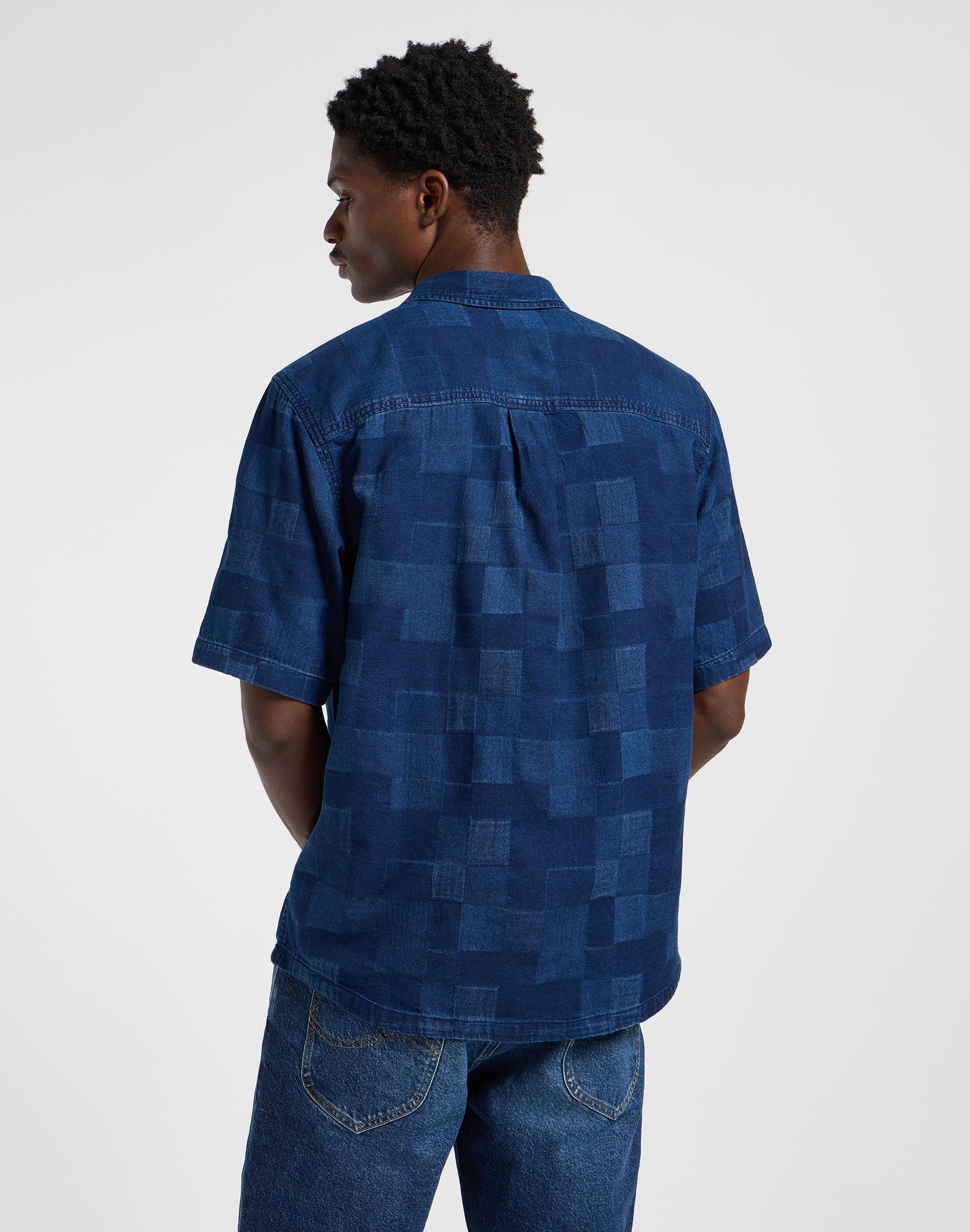 Popover Shirt Ss in Indigo Patchwork Dobby Shirts Lee
