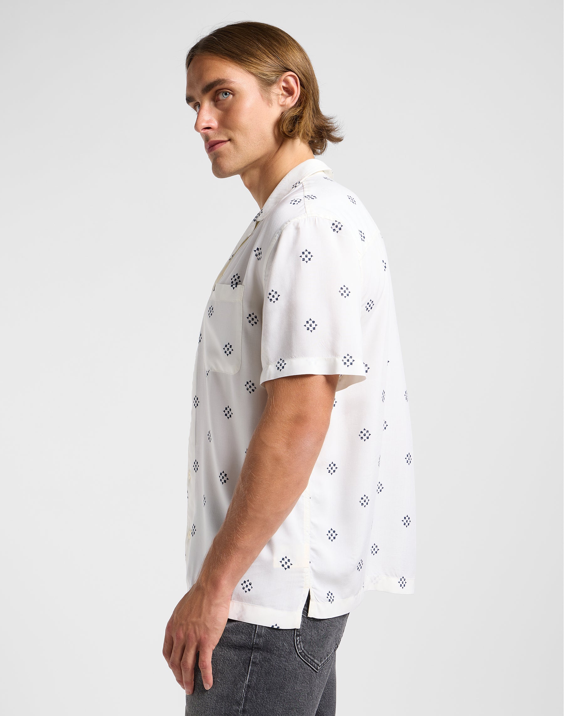 Resort shirt in ecru shirts Lee