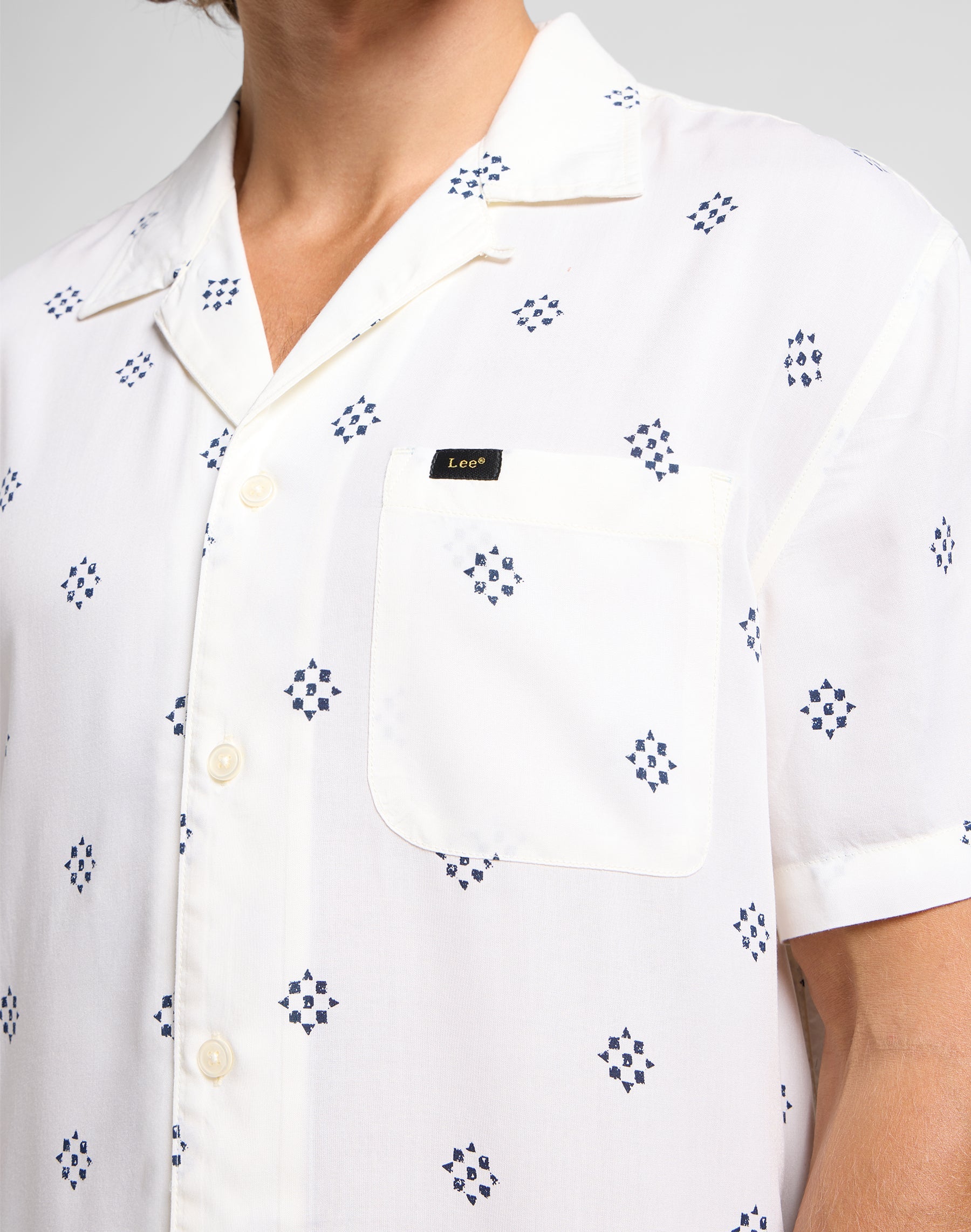 Resort shirt in ecru shirts Lee
