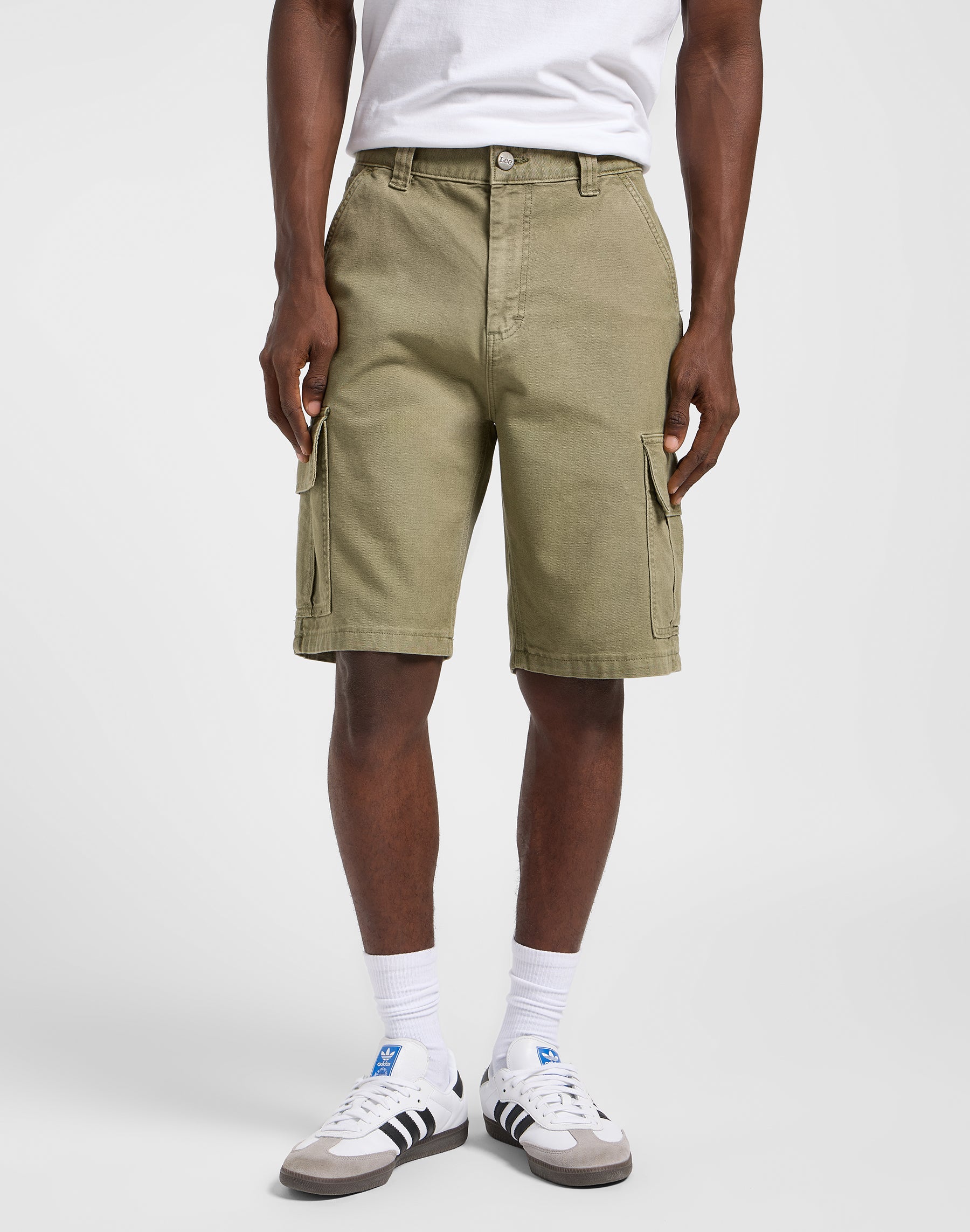 Cargo Short in Mercantile Green Shorts Lee