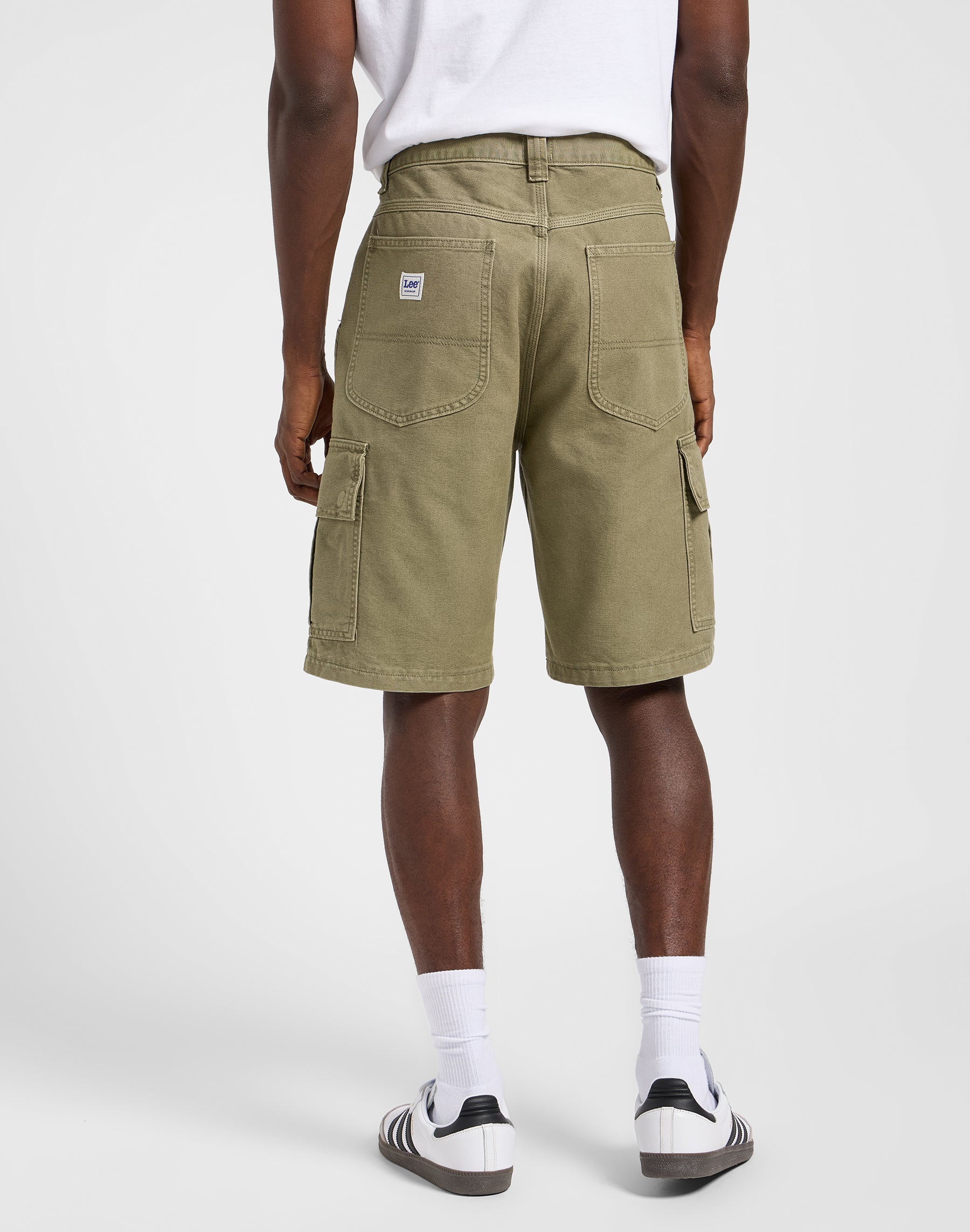 Cargo Short in Mercantile Green Shorts Lee