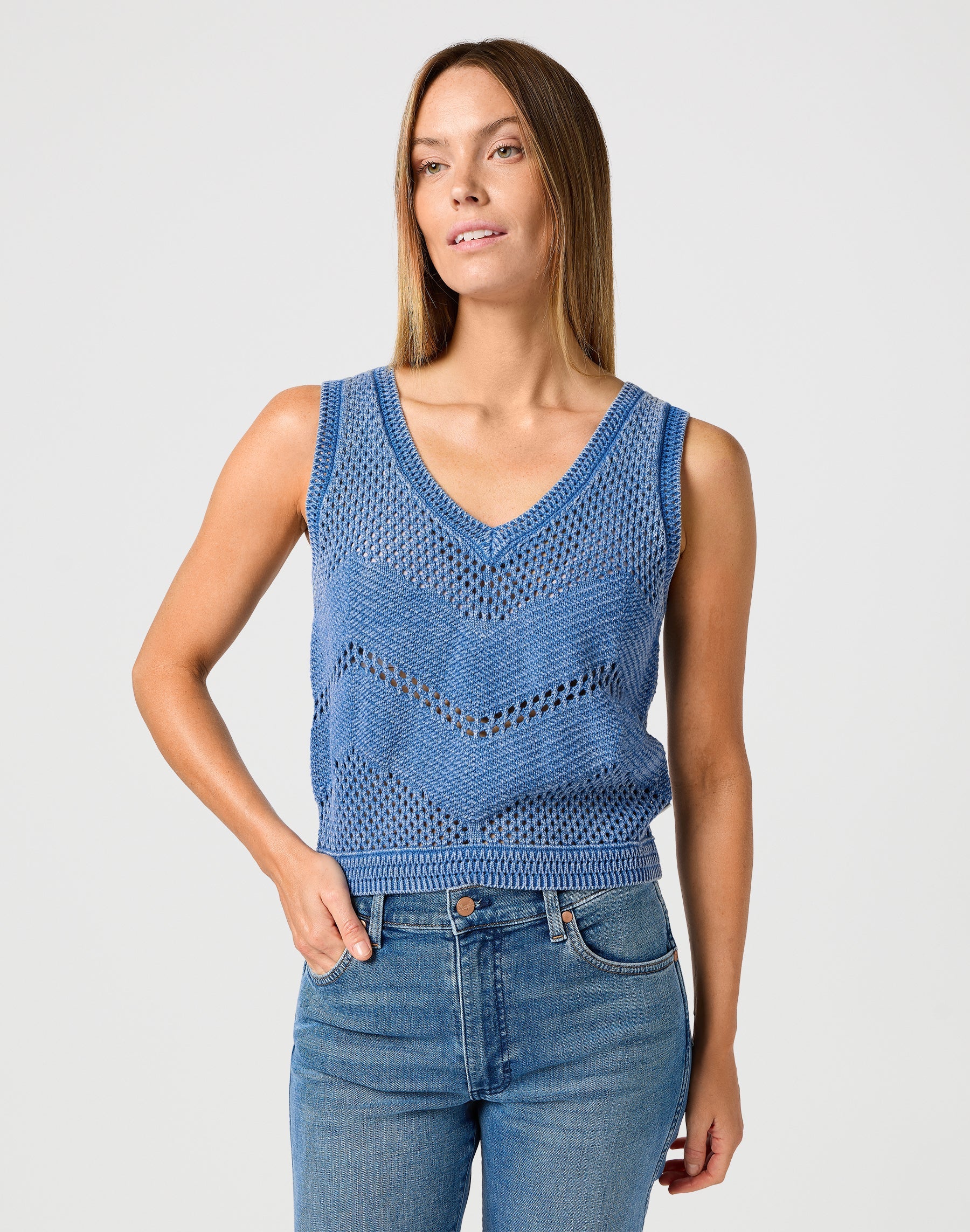 Sweater Tank in Cyaneus T-Shirts Wrangler