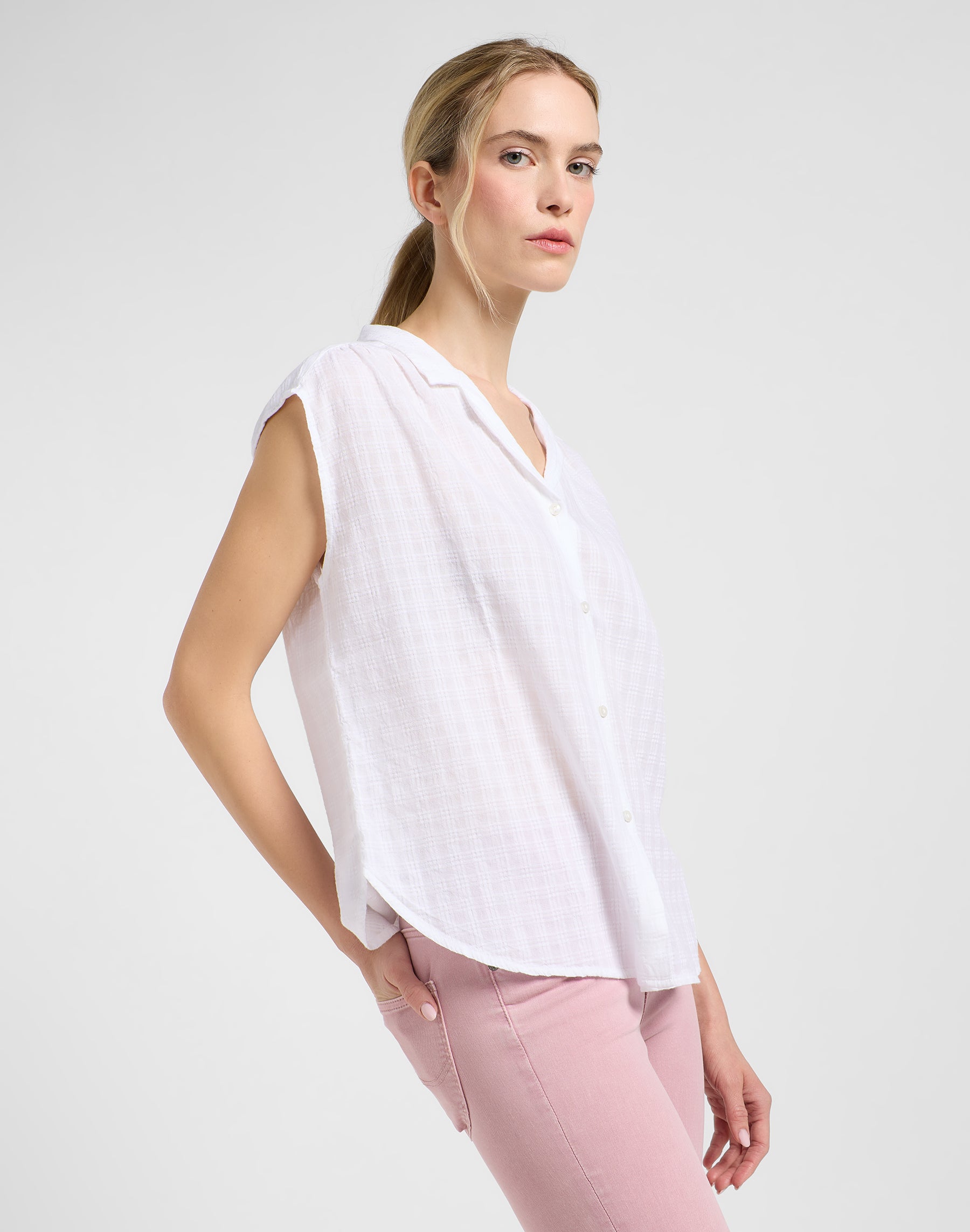 Cap Sleeve Shirt in Bright White Shirts Lee