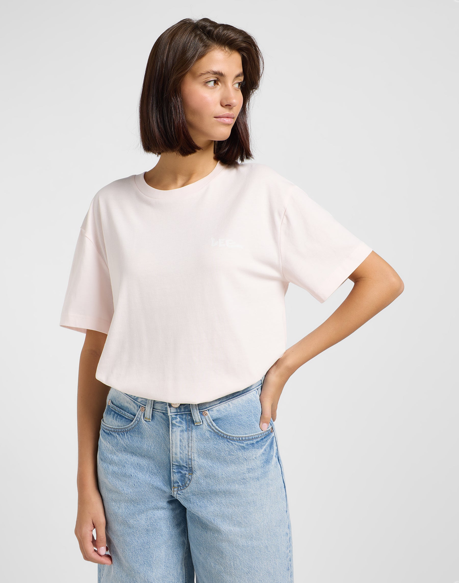 Graphic Tee in Frost Pink T-Shirts Lee
