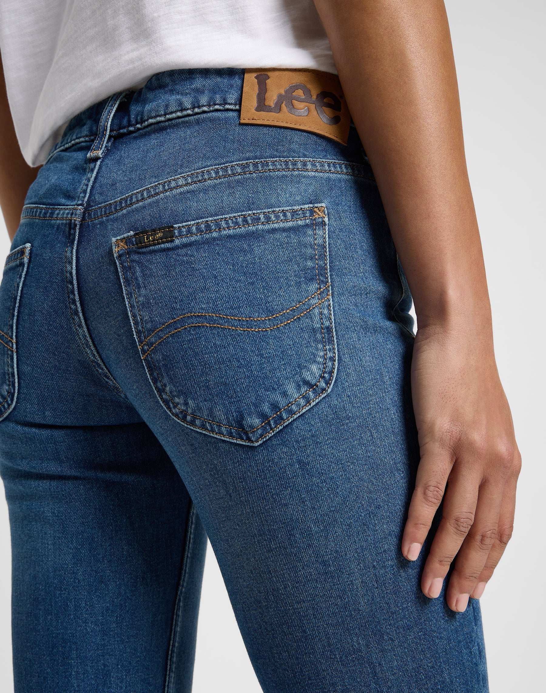 Jessica in Higher Climb Jeans Lee