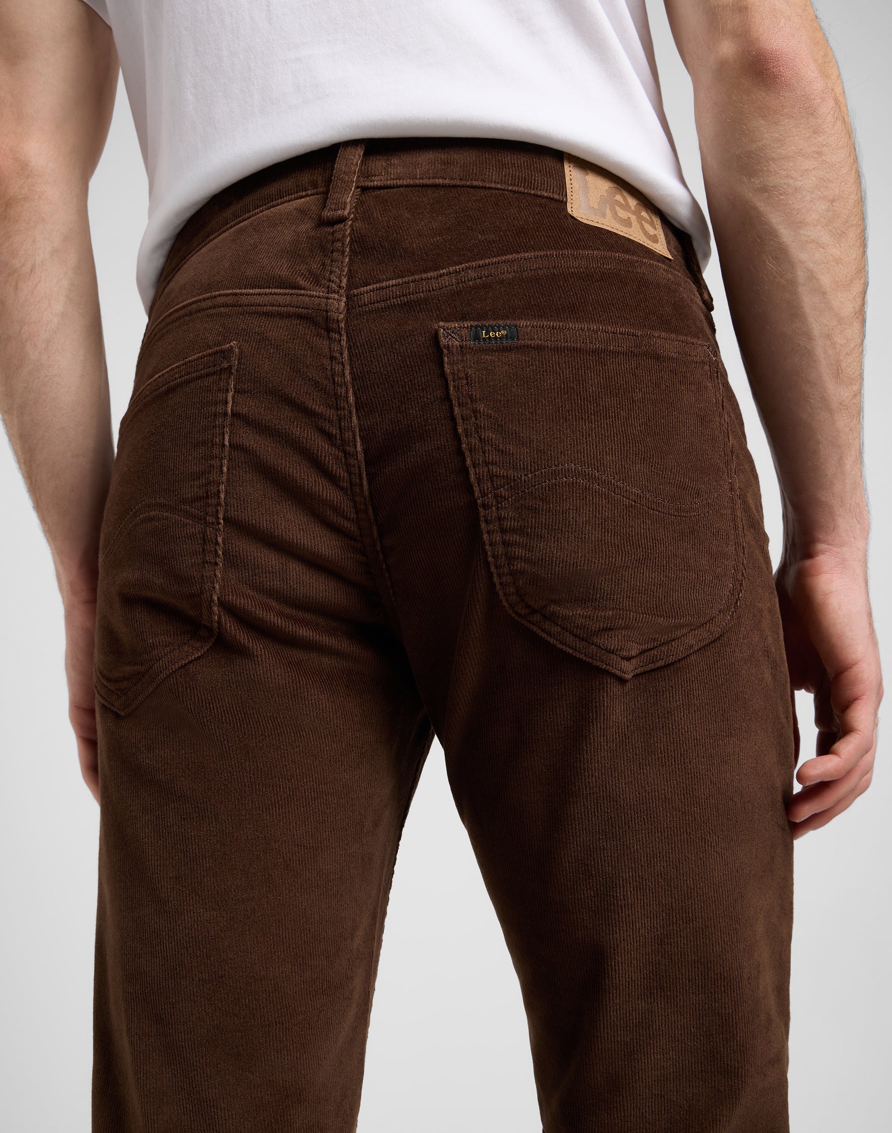 Daren Zip Fly in Arabica Pants Lee