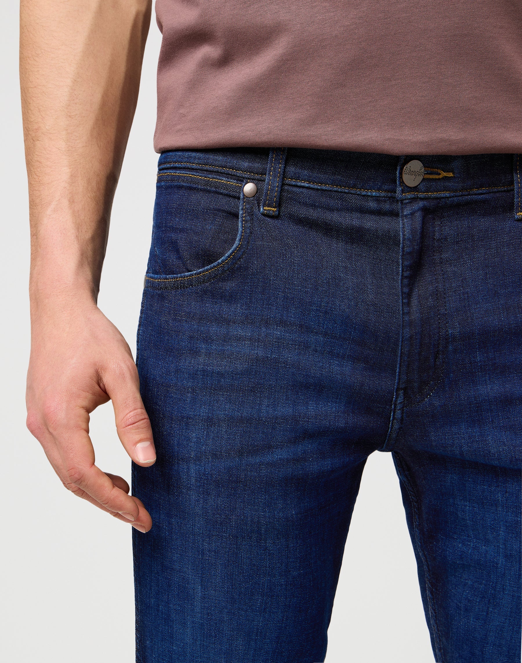 Greensboro in Rustic Navy Jeans Wrangler