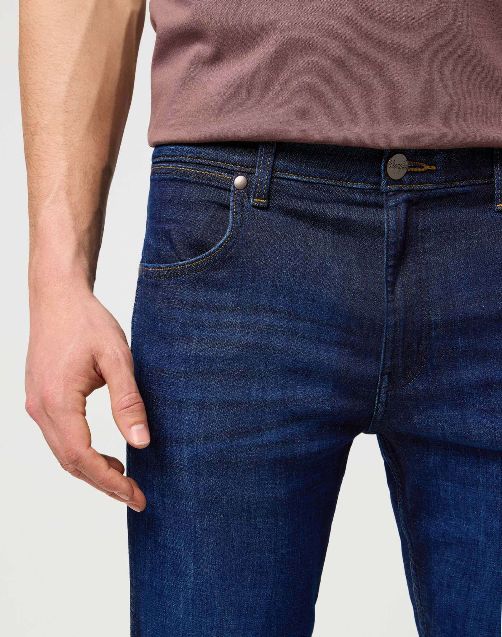 Greensboro in Rustic Navy Jeans Wrangler