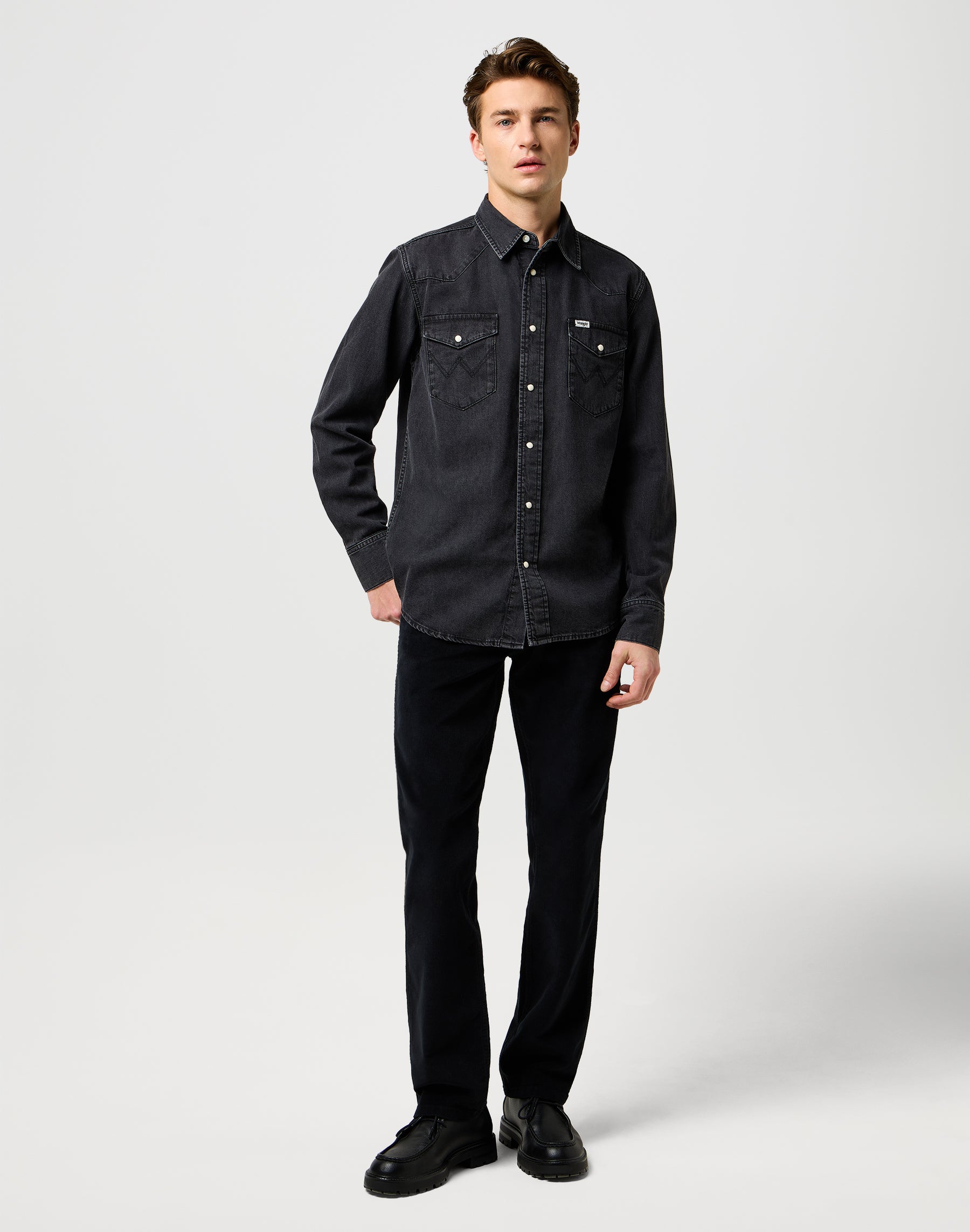 Greensboro in Black pants Wrangler