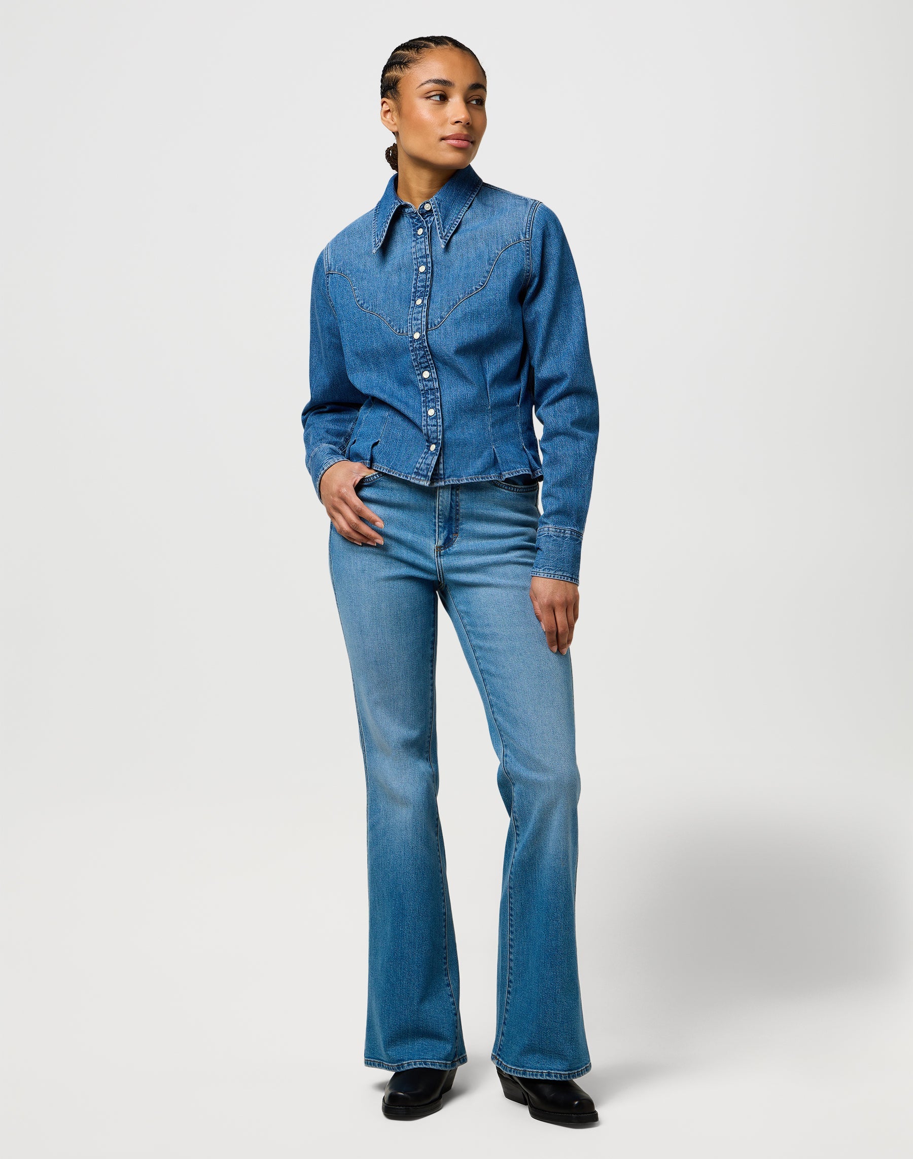 Femme Peplum Shirt in Light Hand Shirts Wrangler