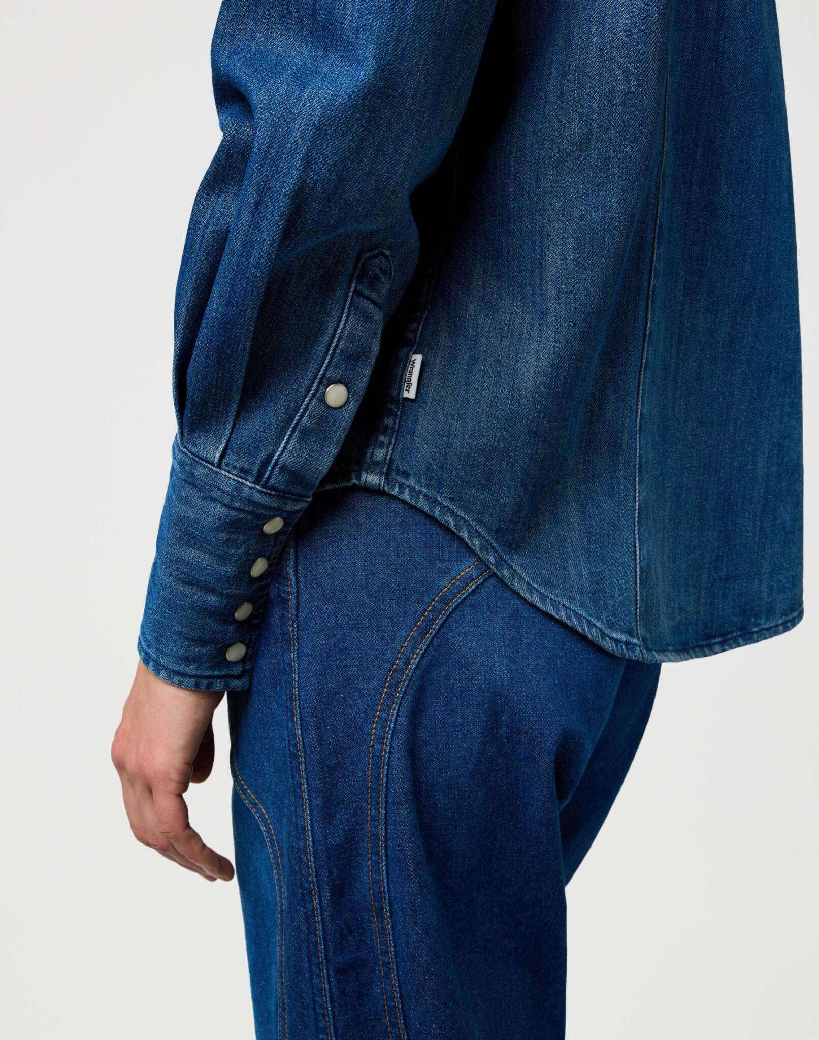 Yoke Denim Shirt in Sparkle Blue Shirts Wrangler