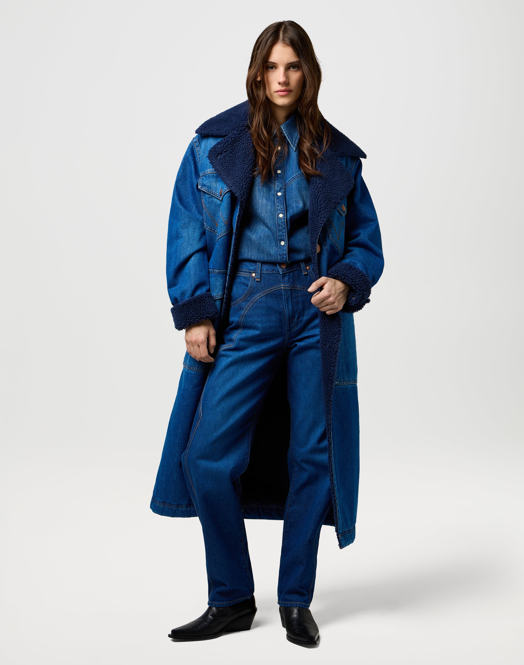 Wrange Coat in Sparkle Blue Jackets Wrangler