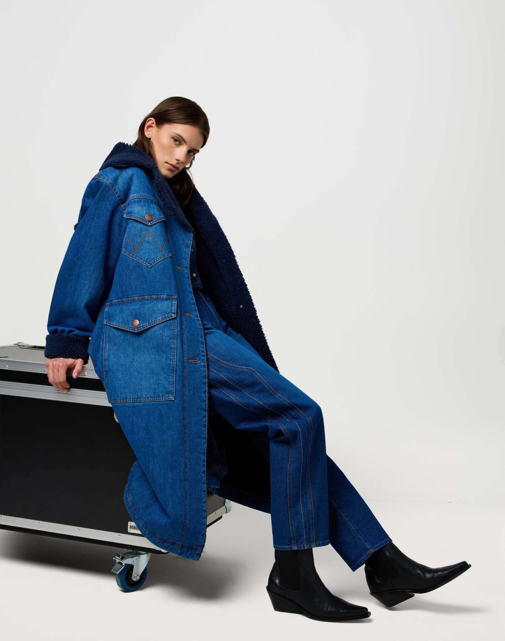 Wrange Coat in Sparkle Blue Jackets Wrangler