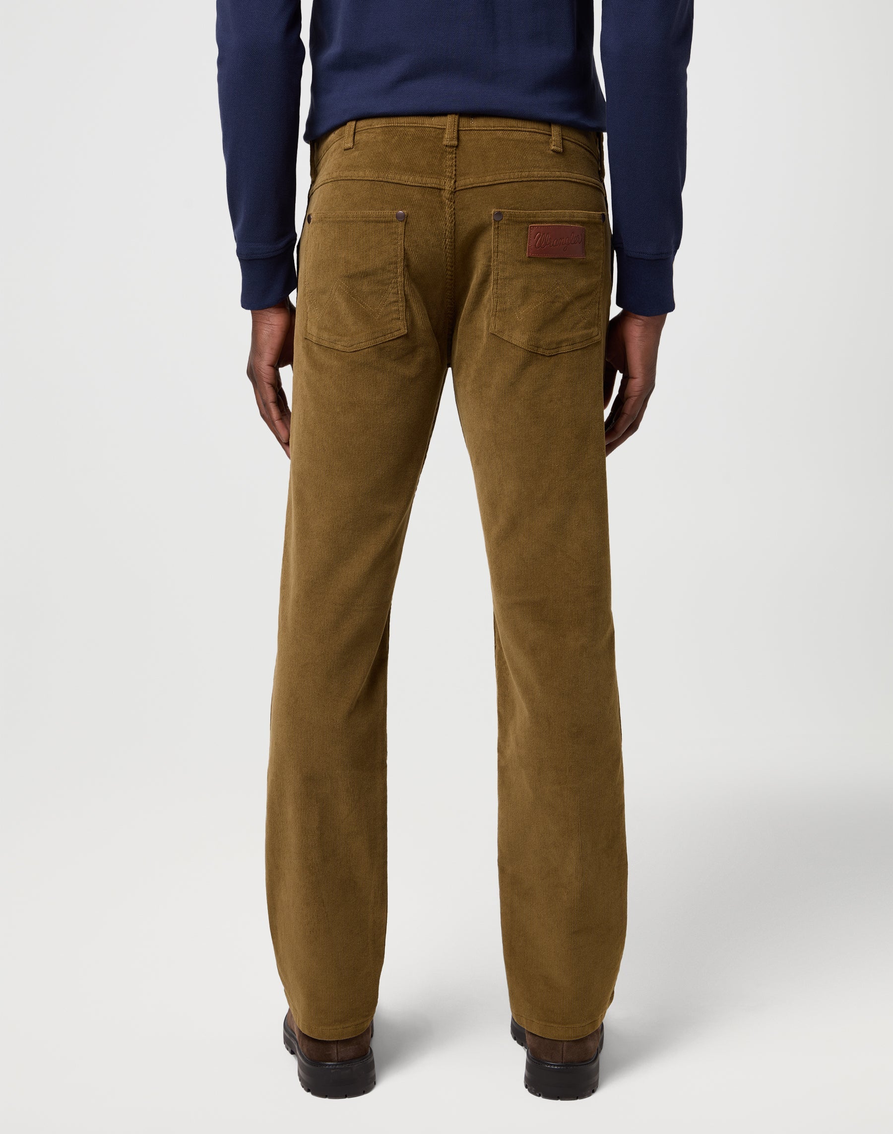 Greensboro in Kangaroo pants Wrangler