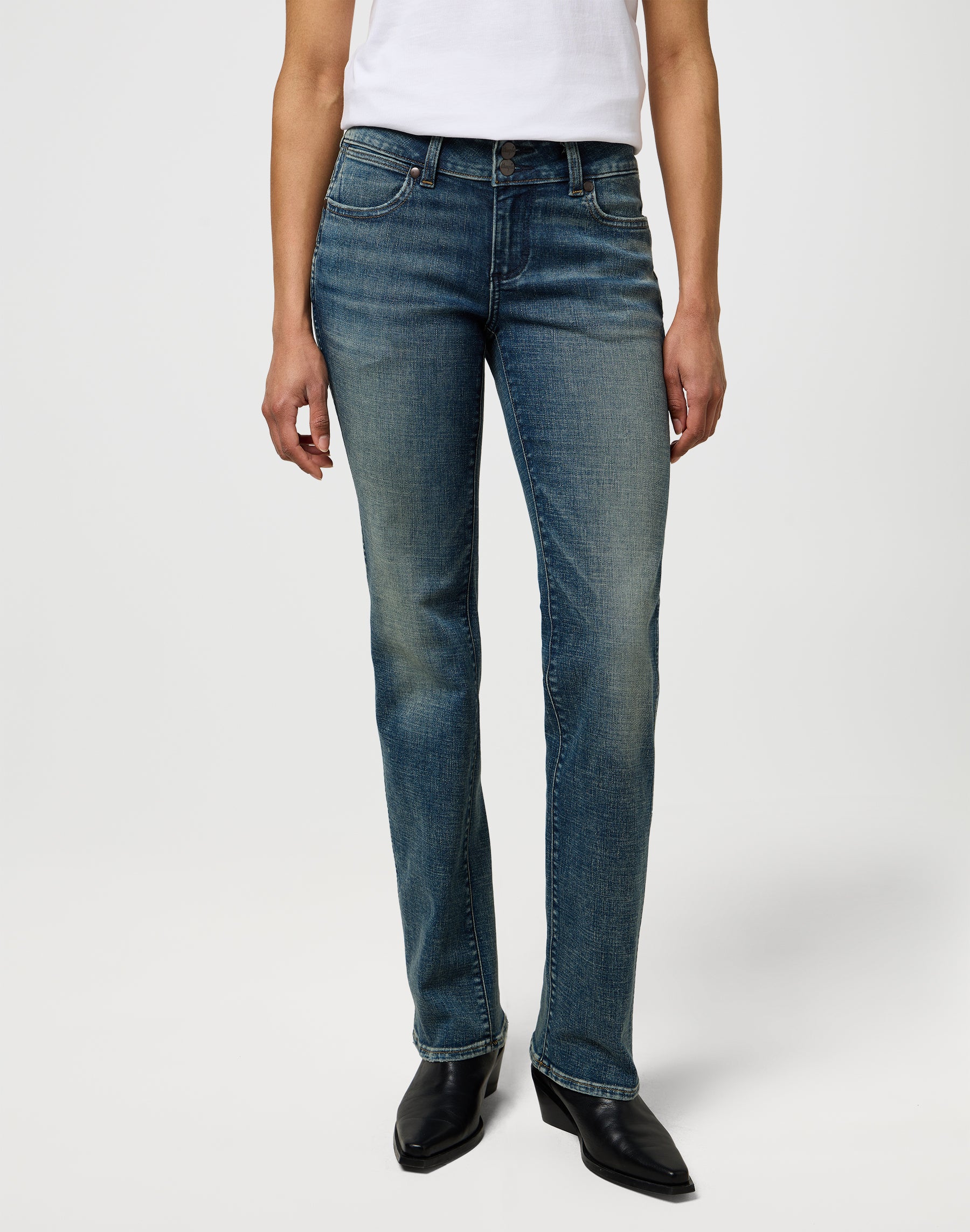 Low Rise Bold Boot in Summit Shade Jeans Wrangler