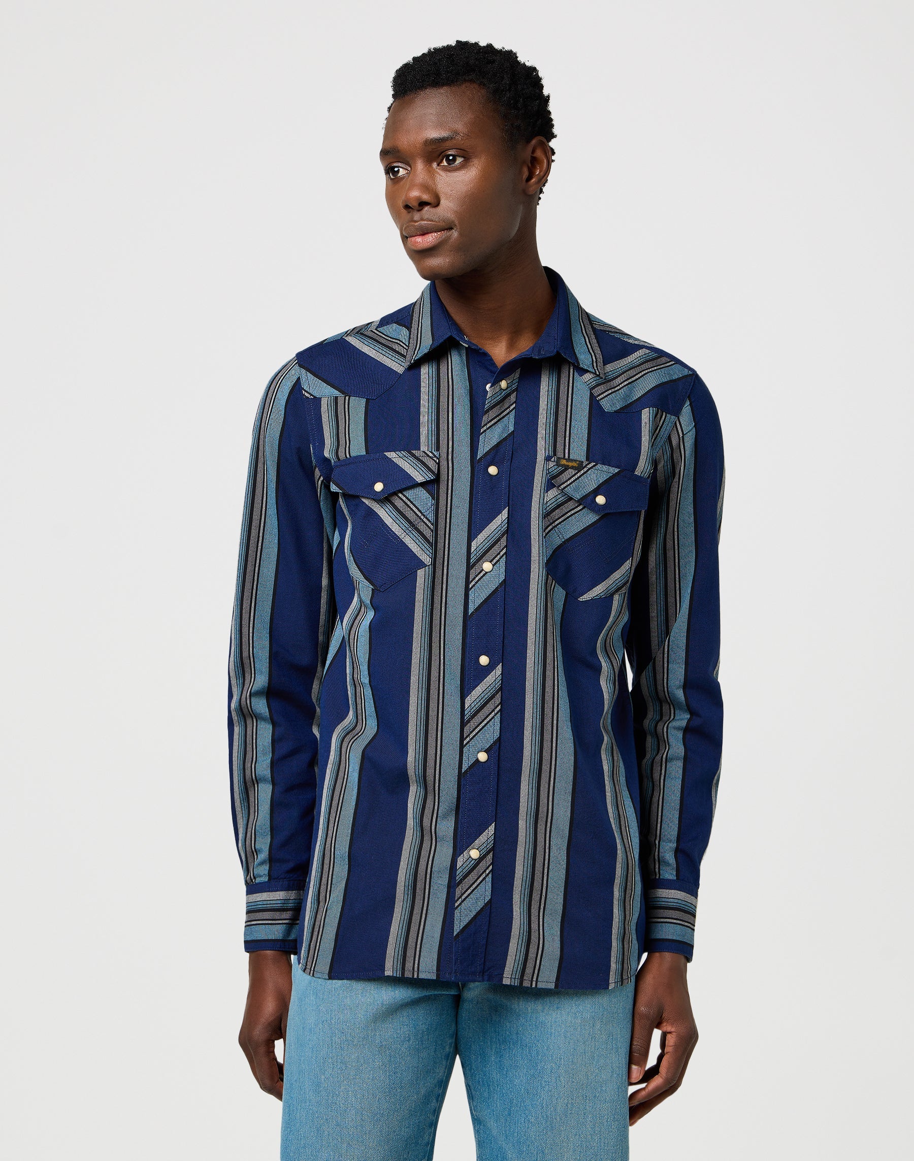 Western Indigo Shirt in Vintage Blue Shirts Wrangler