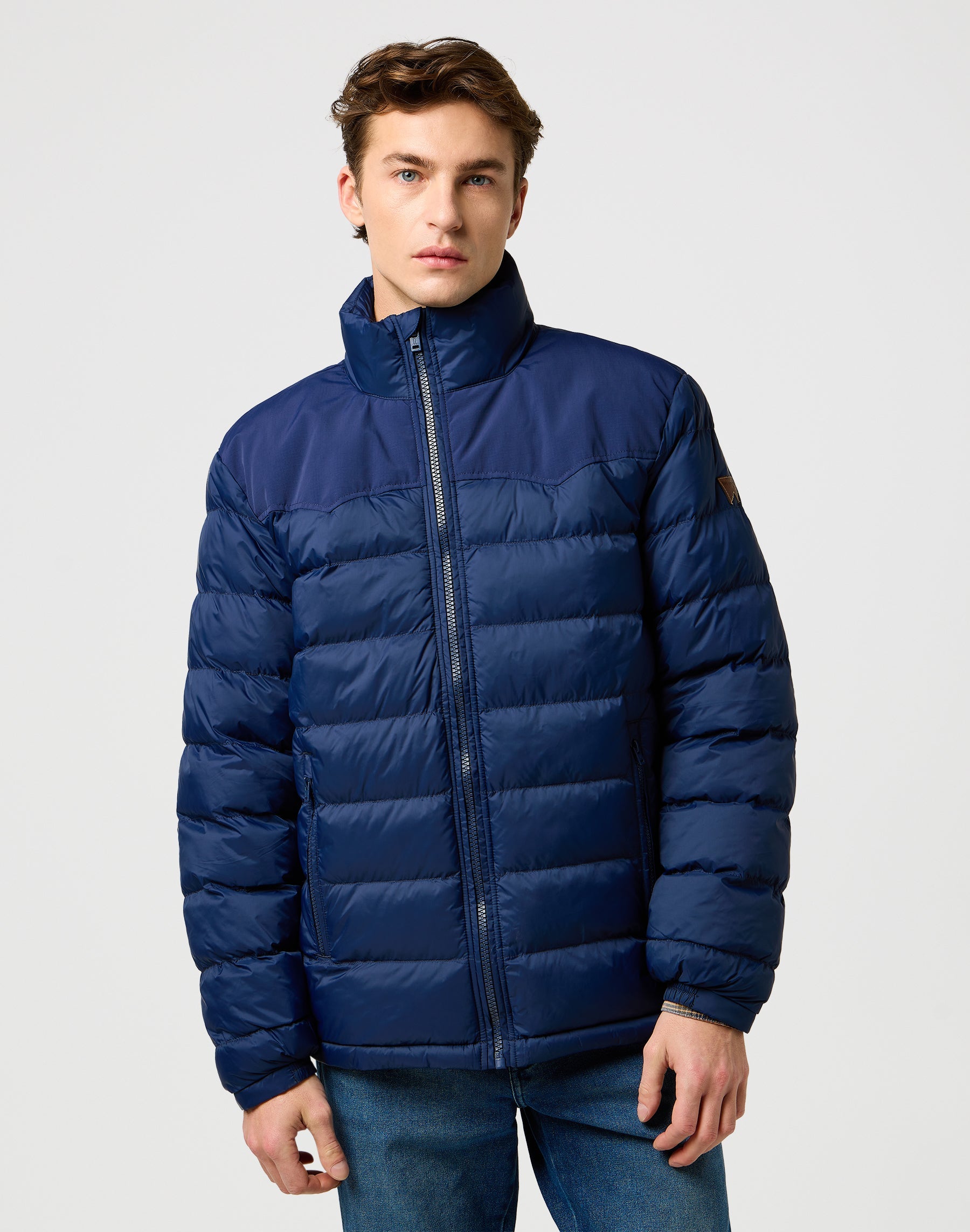 Packable Puffer in Navy Jackets Wrangler