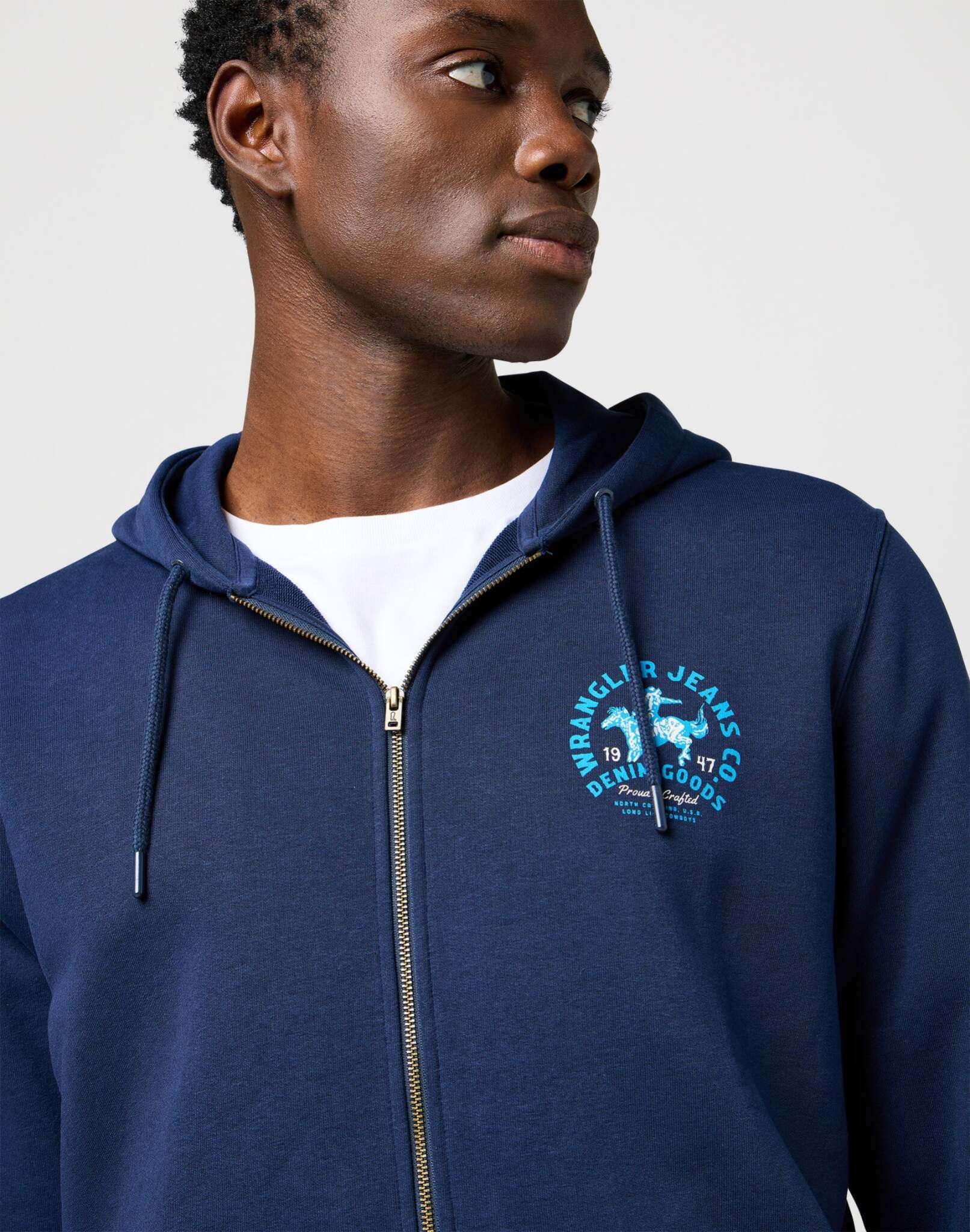 Graphic Zip Hoodie in Navy Sweat Jackets Wrangler