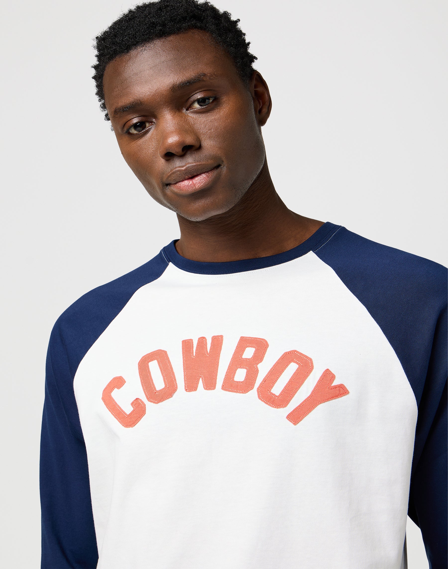 Ls Baseball Tee in Black Iris T-Shirts Wrangler