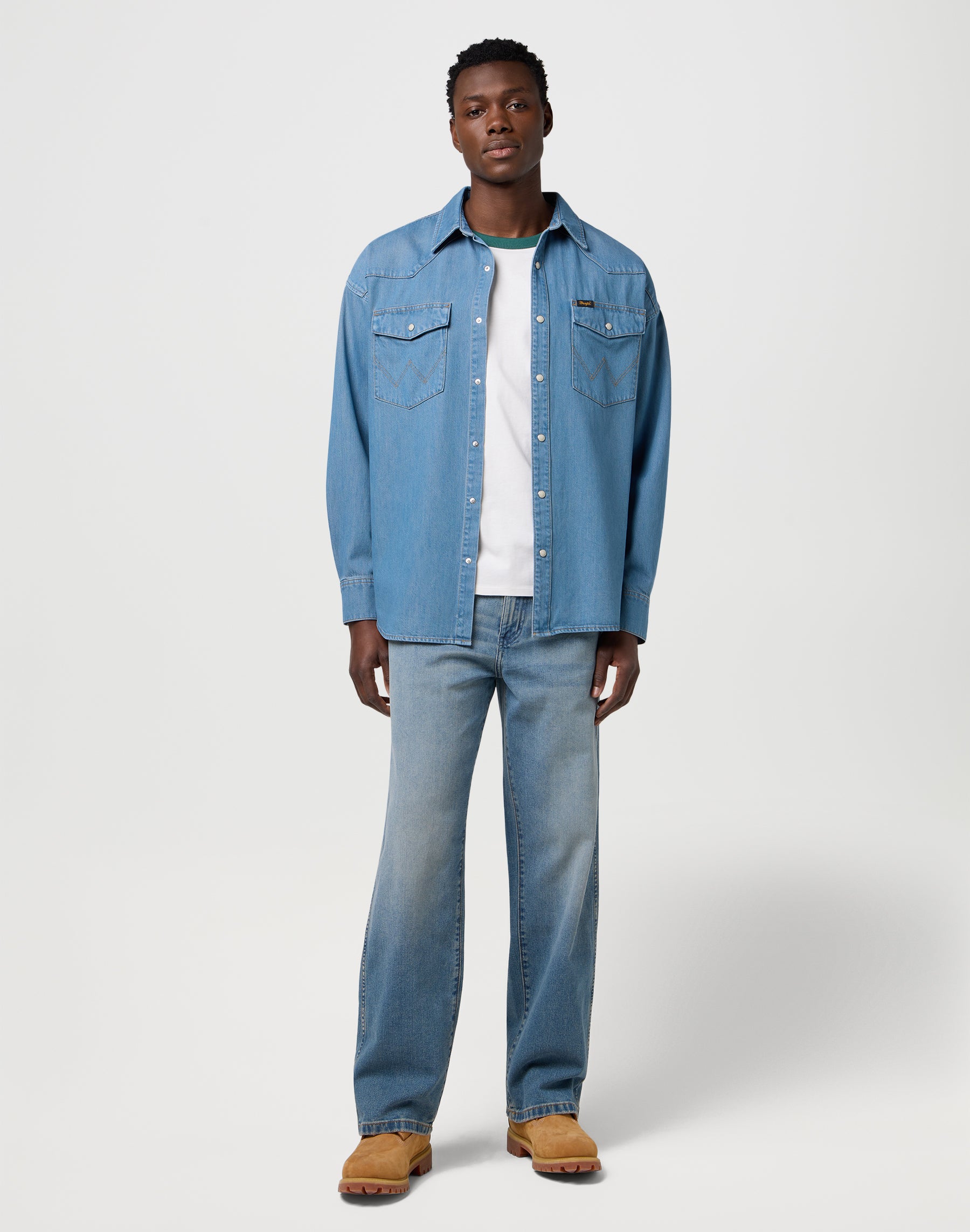 Ringer Tee in Worn White T-Shirts Wrangler