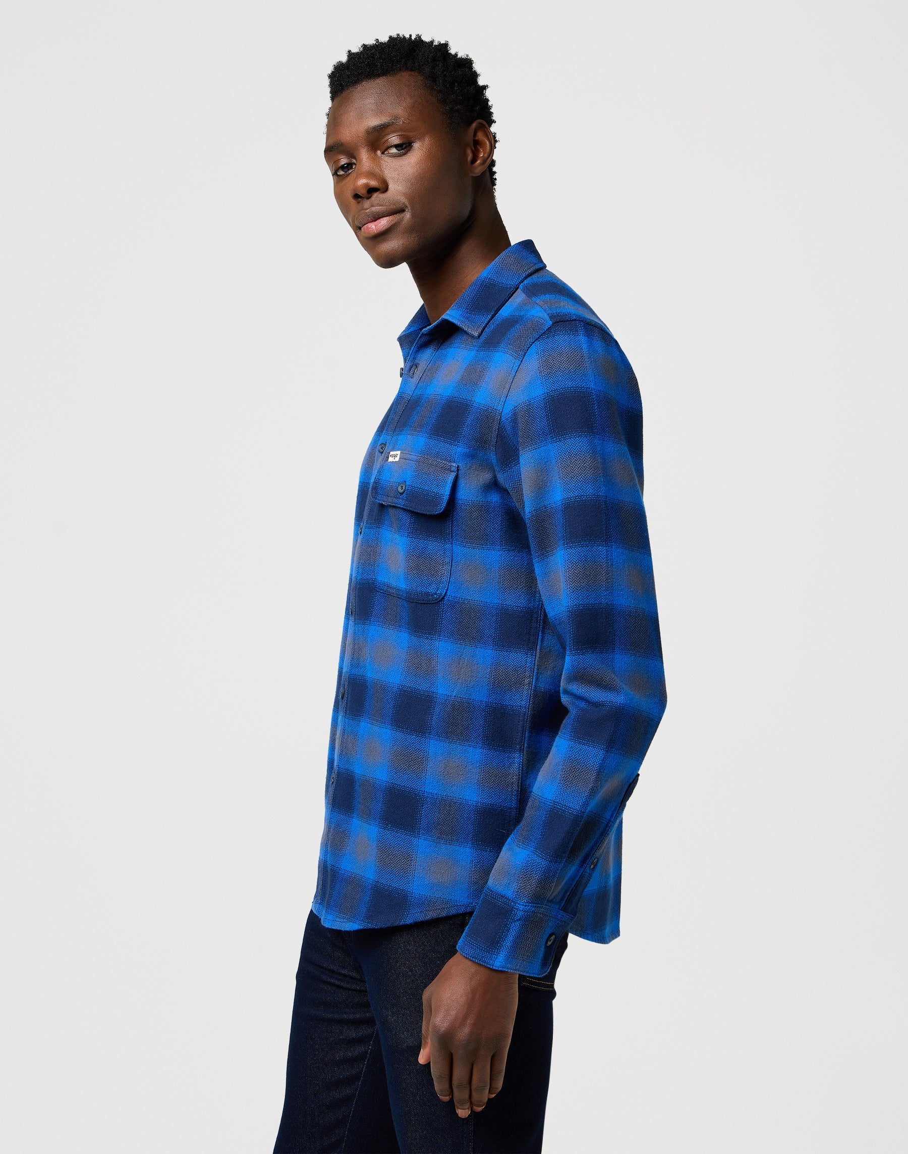 1 Pkt Indigo Shirt in Icy Indigo Shirts Wrangler