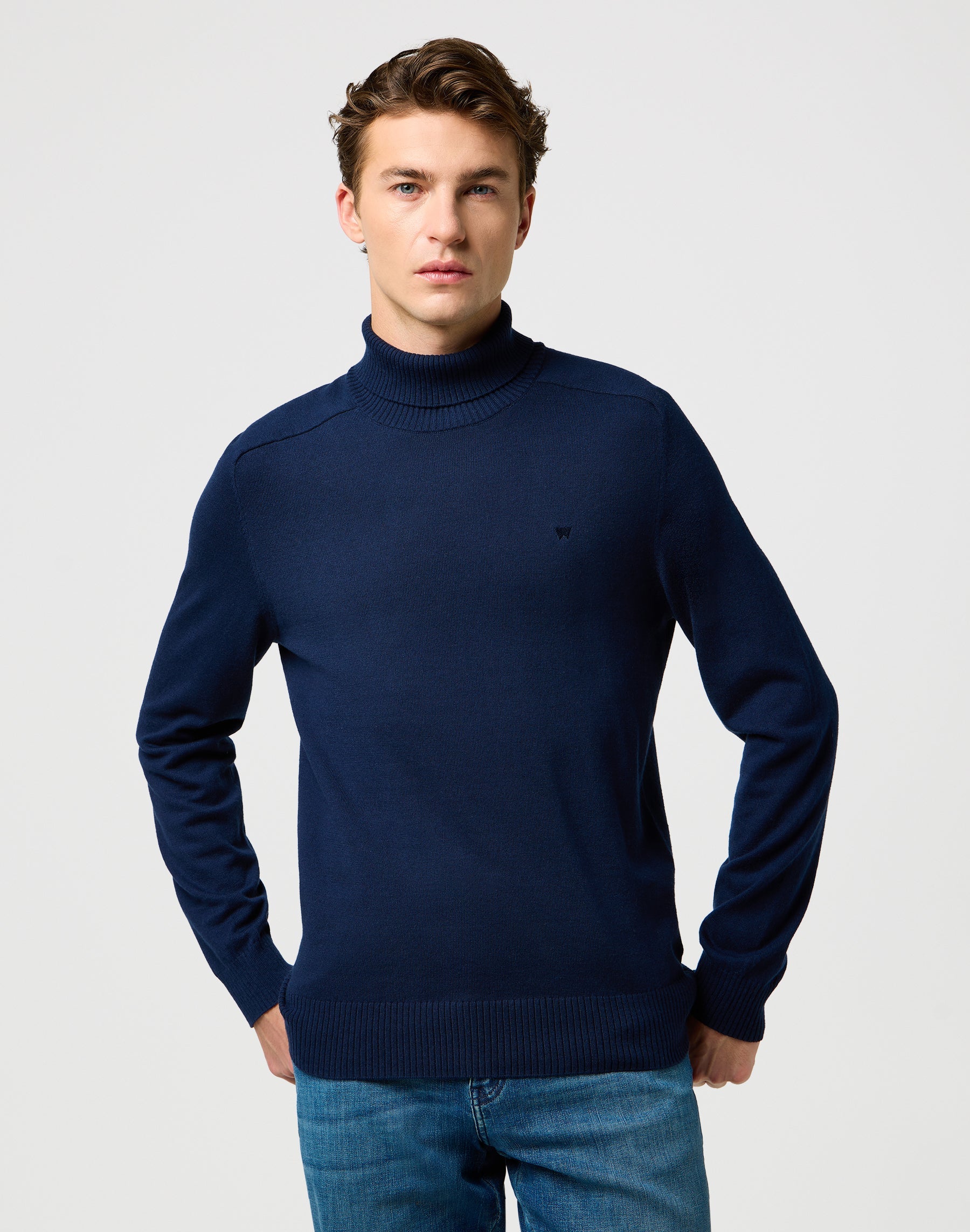 Turtleneck in Navy Sweater Wrangler