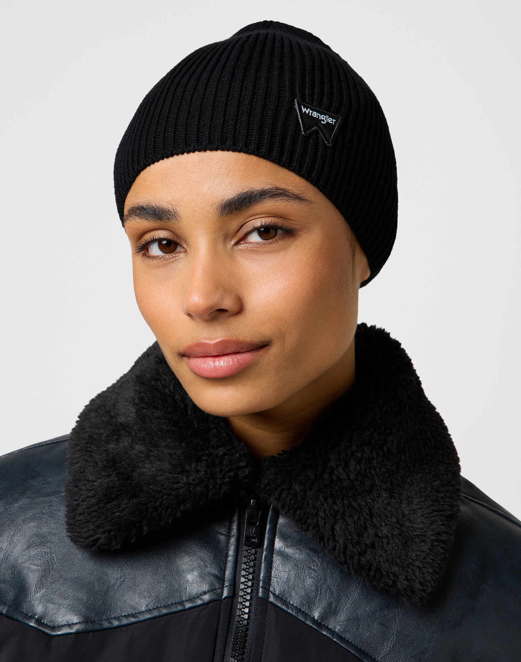 Easy Beanie in Black Caps Wrangler