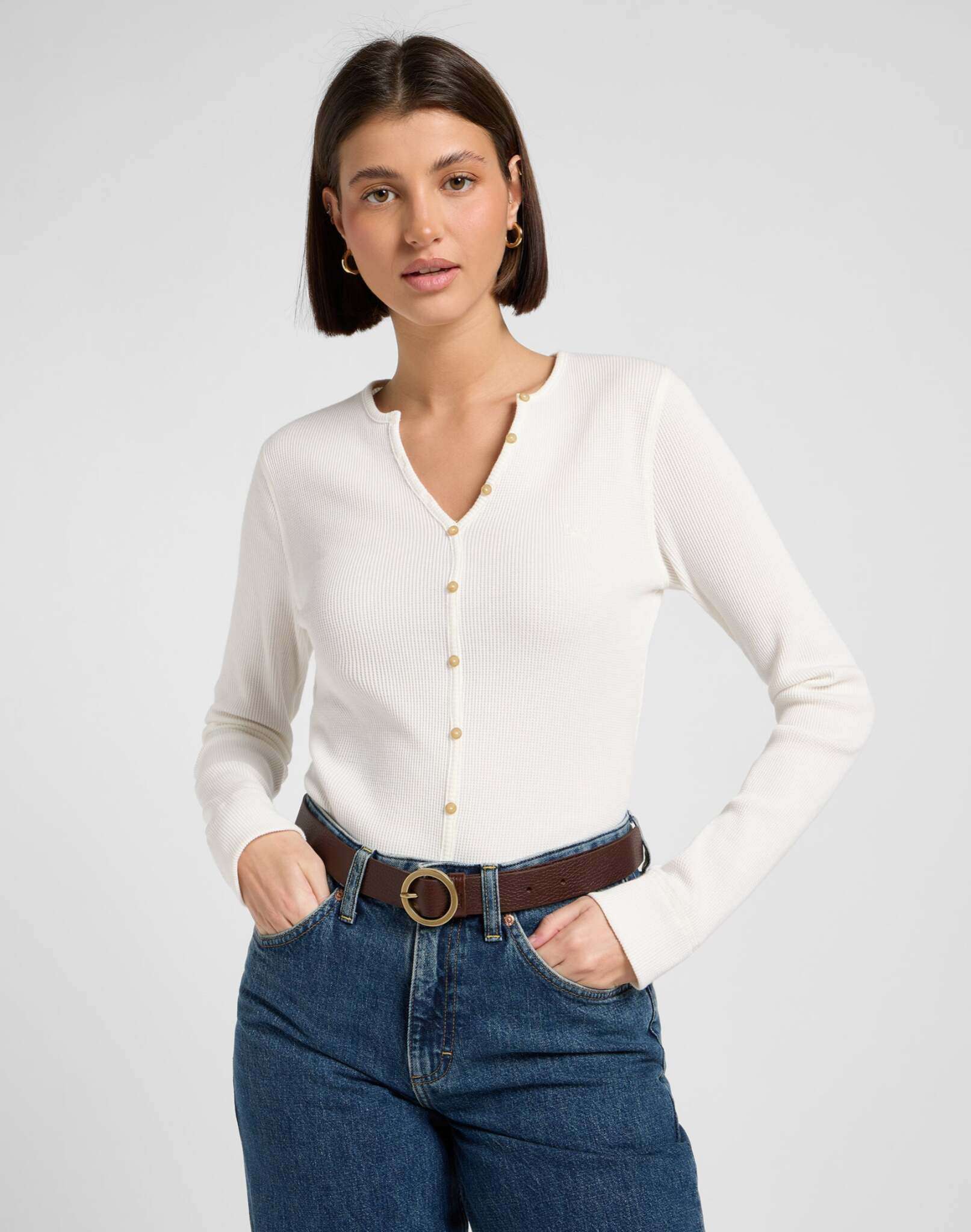 Round Buckle Belt in Dark Brown Belt Lee