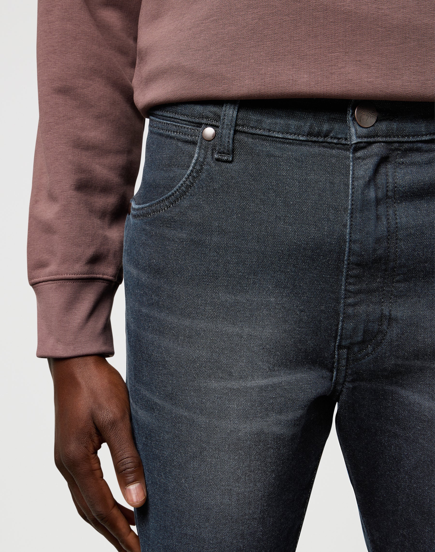 River in Shadow Dive Jeans Wrangler