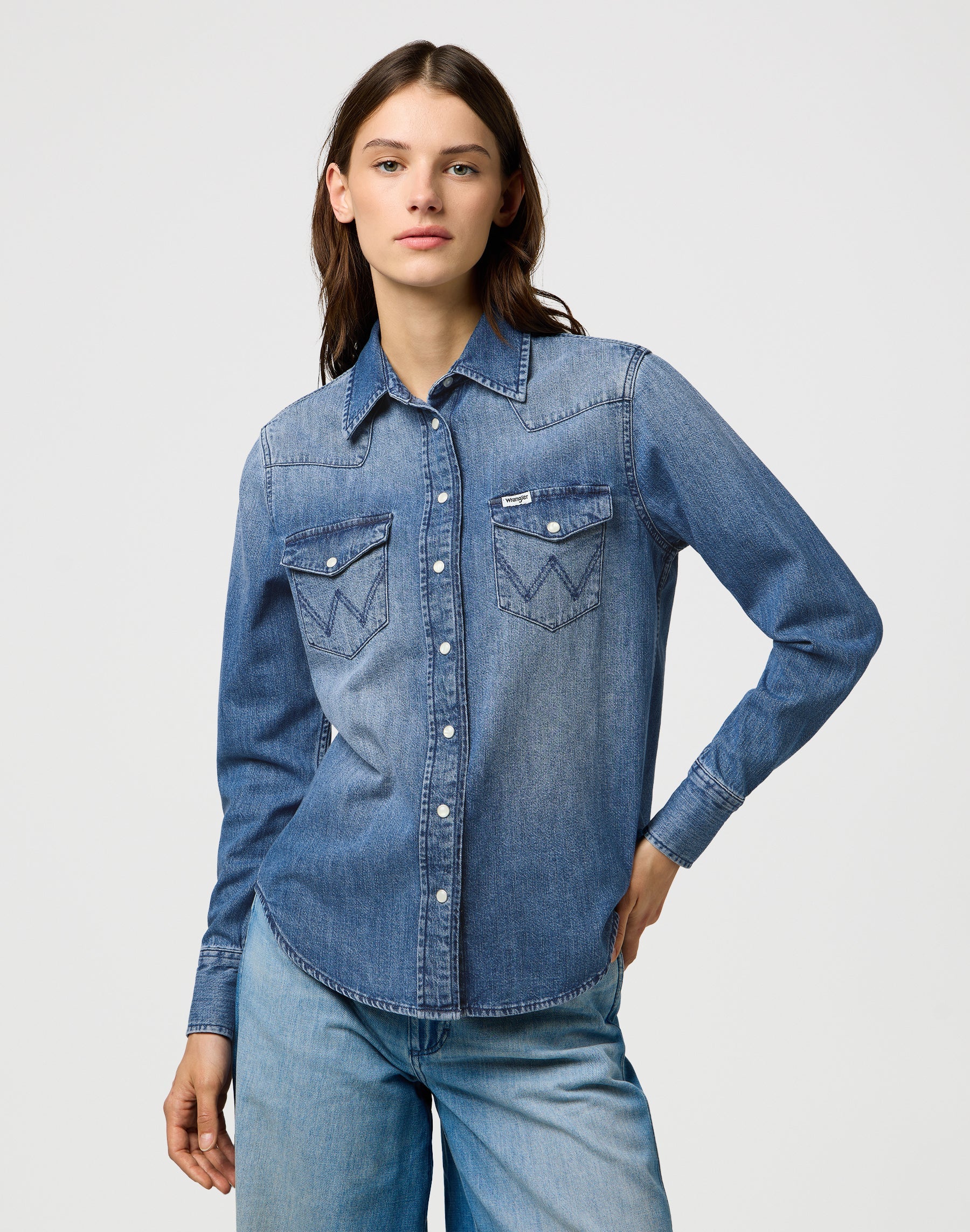Heritage Shirt in Light Hand Shirts Wrangler