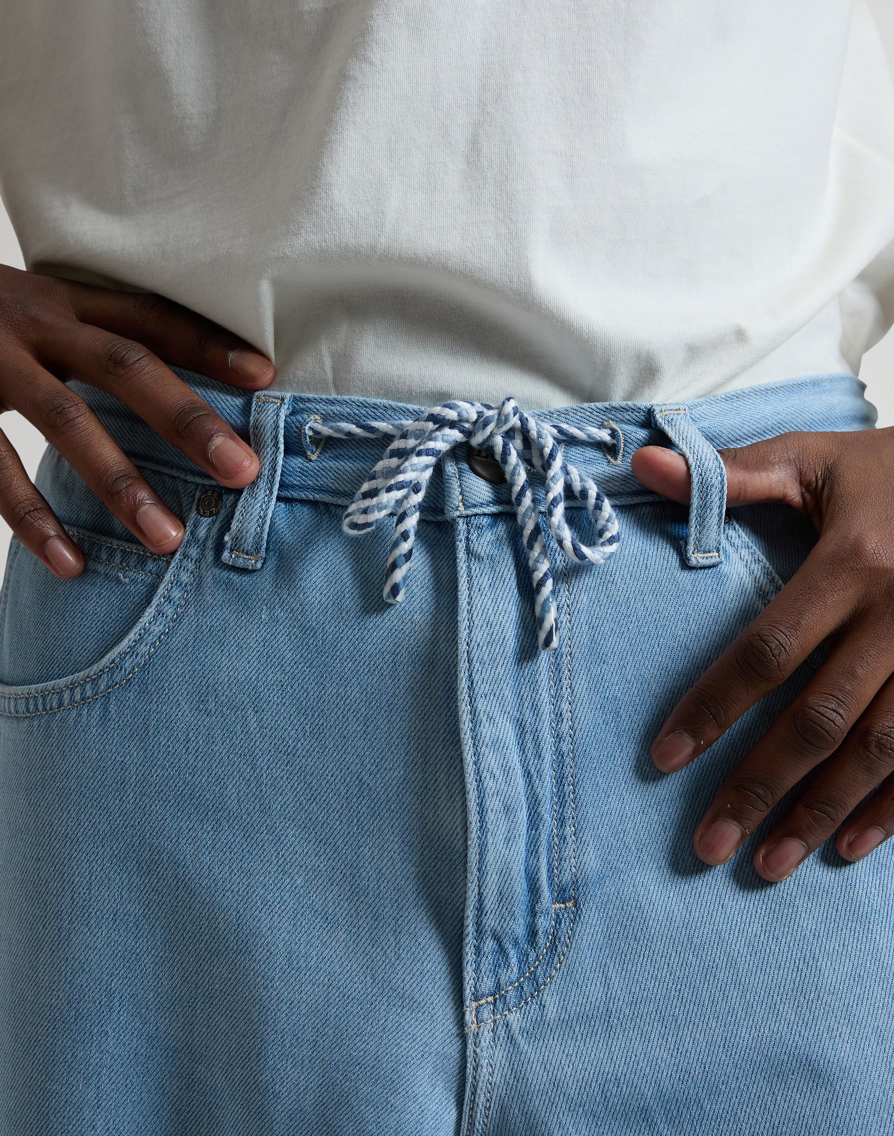 Henry Baggy Drawstring in Light Stone Jeans by Lee