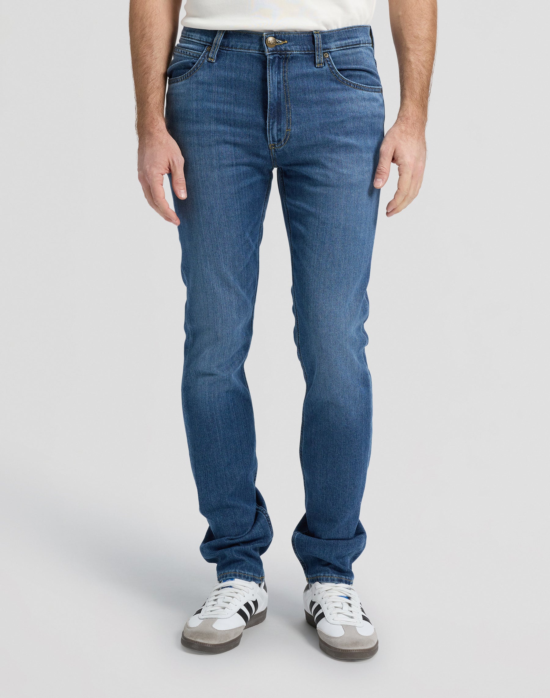 Luke in Archie Jeans Lee