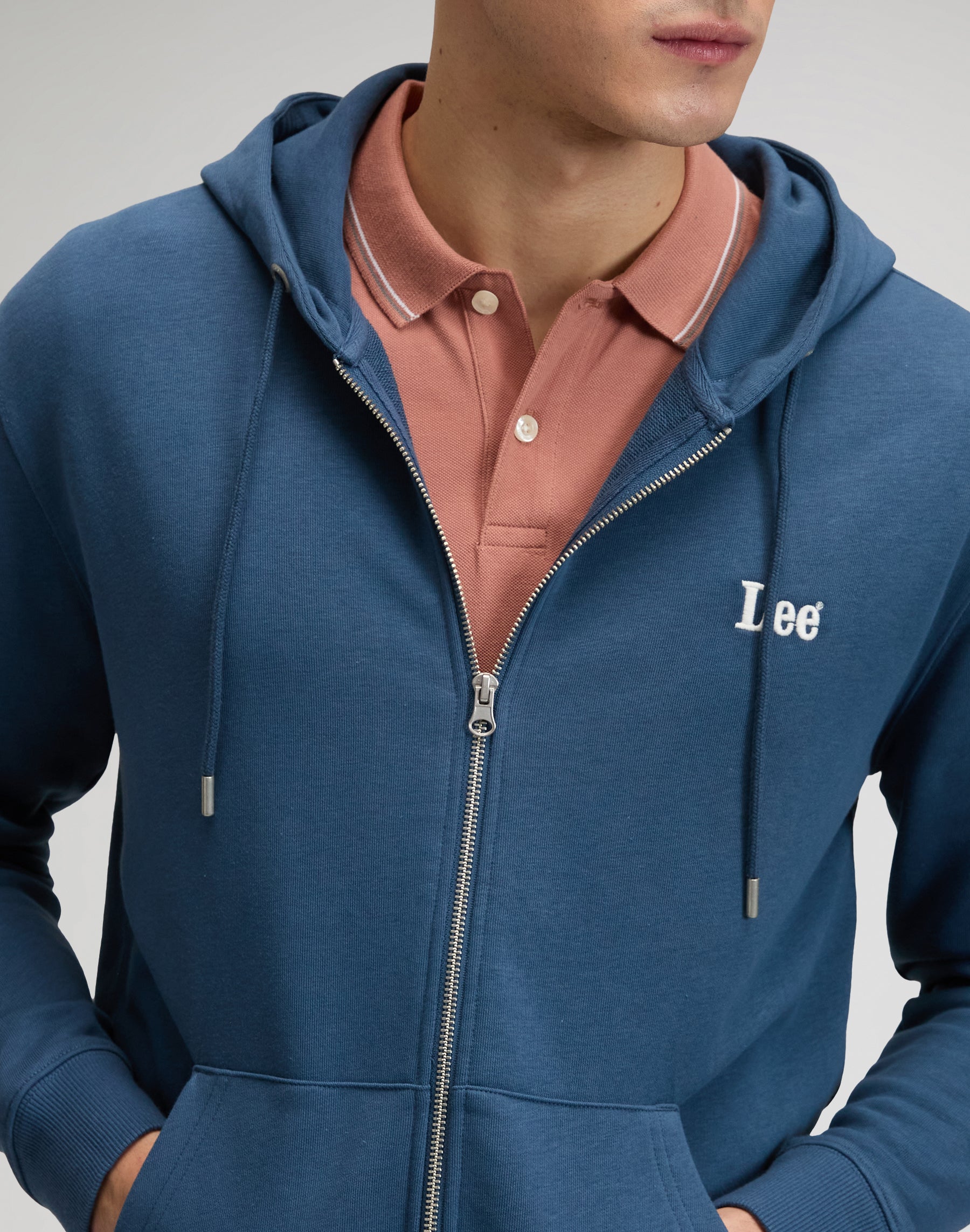 Ess Lee Zip Hoodie in Academy Blue