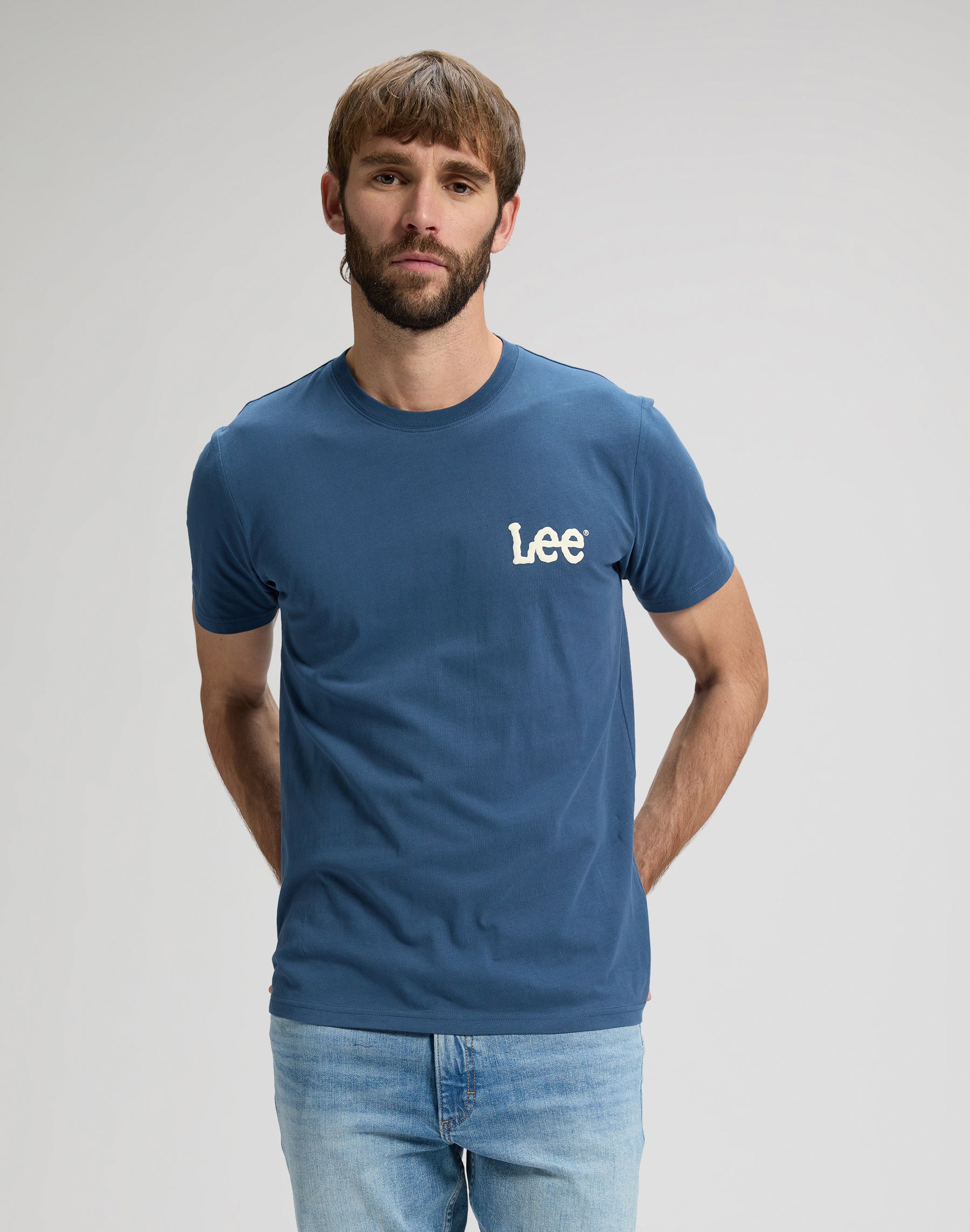 Medium Wobbly Lee in Academy Blue T-Shirts Lee
