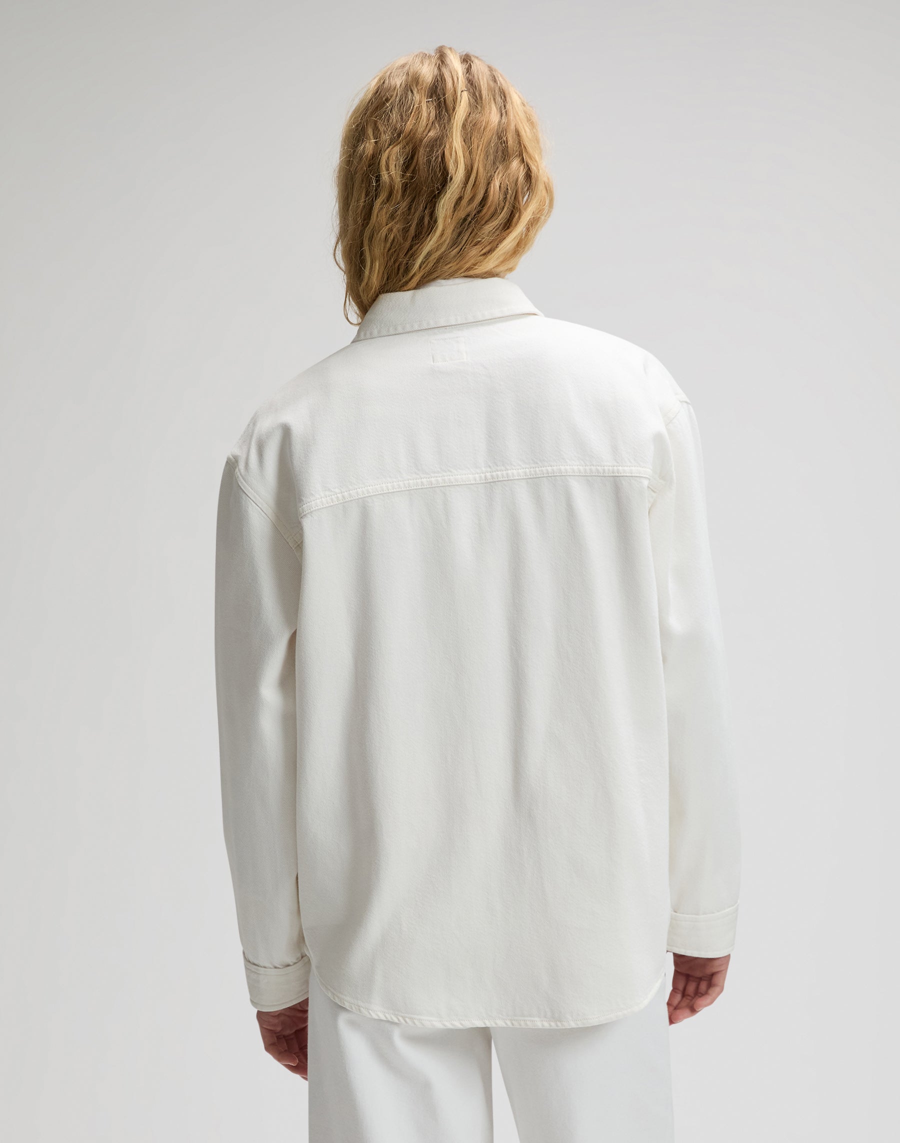 Utility Overshirt in Powder White Shirts Lee