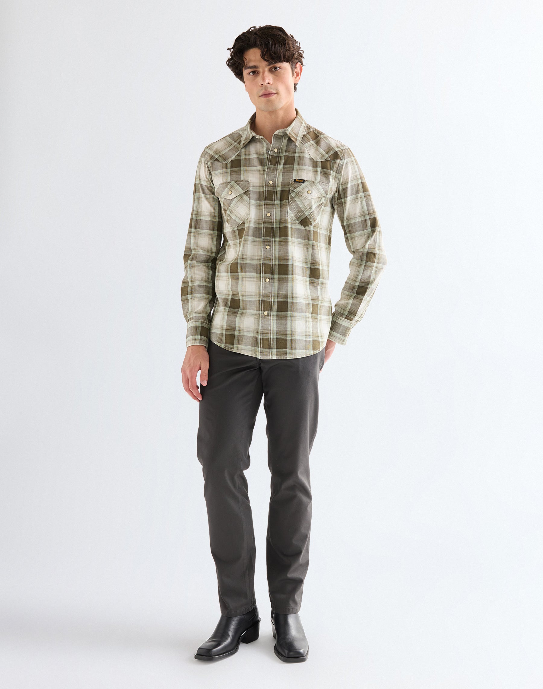 Texas in Faded Black Pants Wrangler