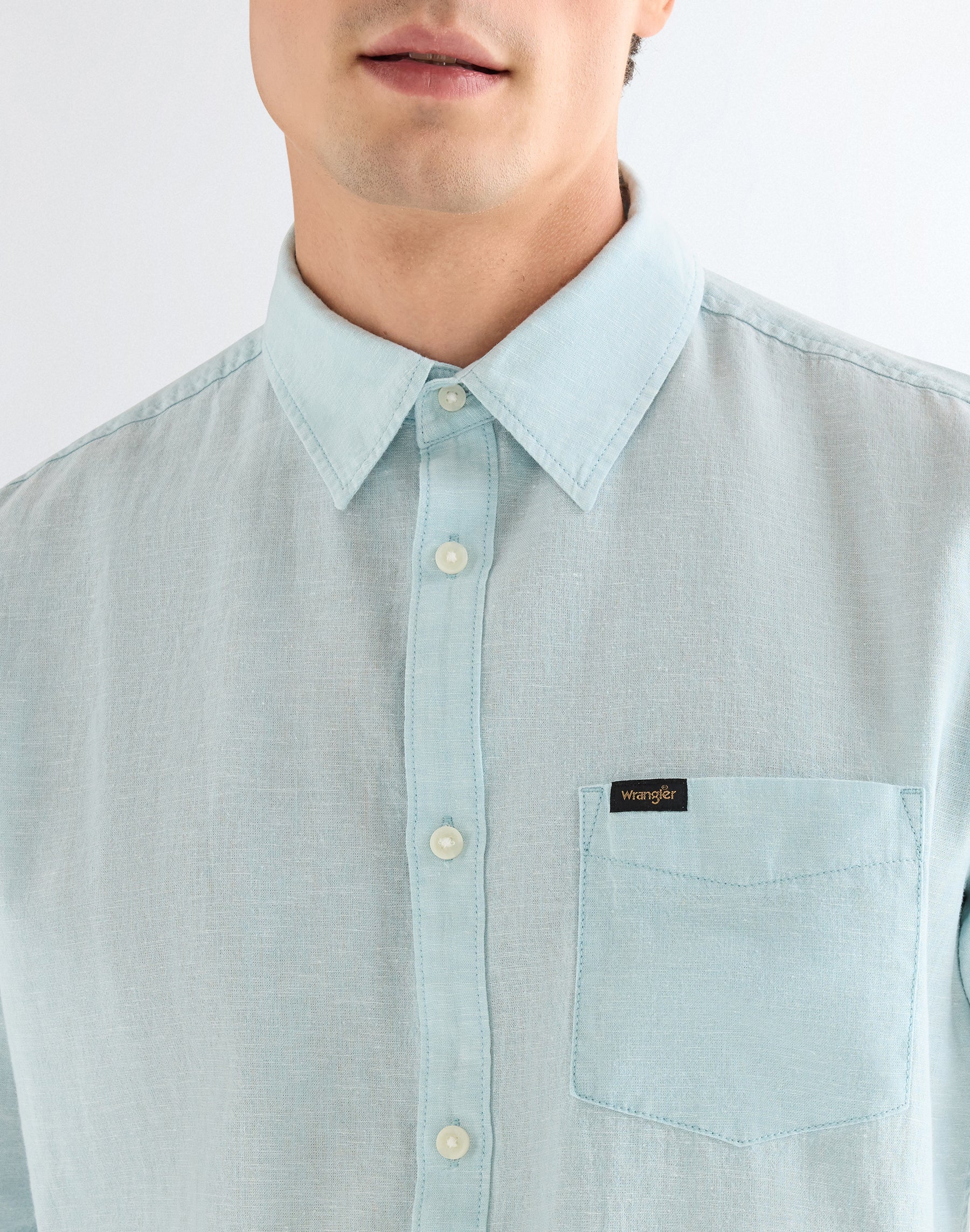 Short-sleeved 1-pocket shirt in Forget Me Not Shirts Wrangler