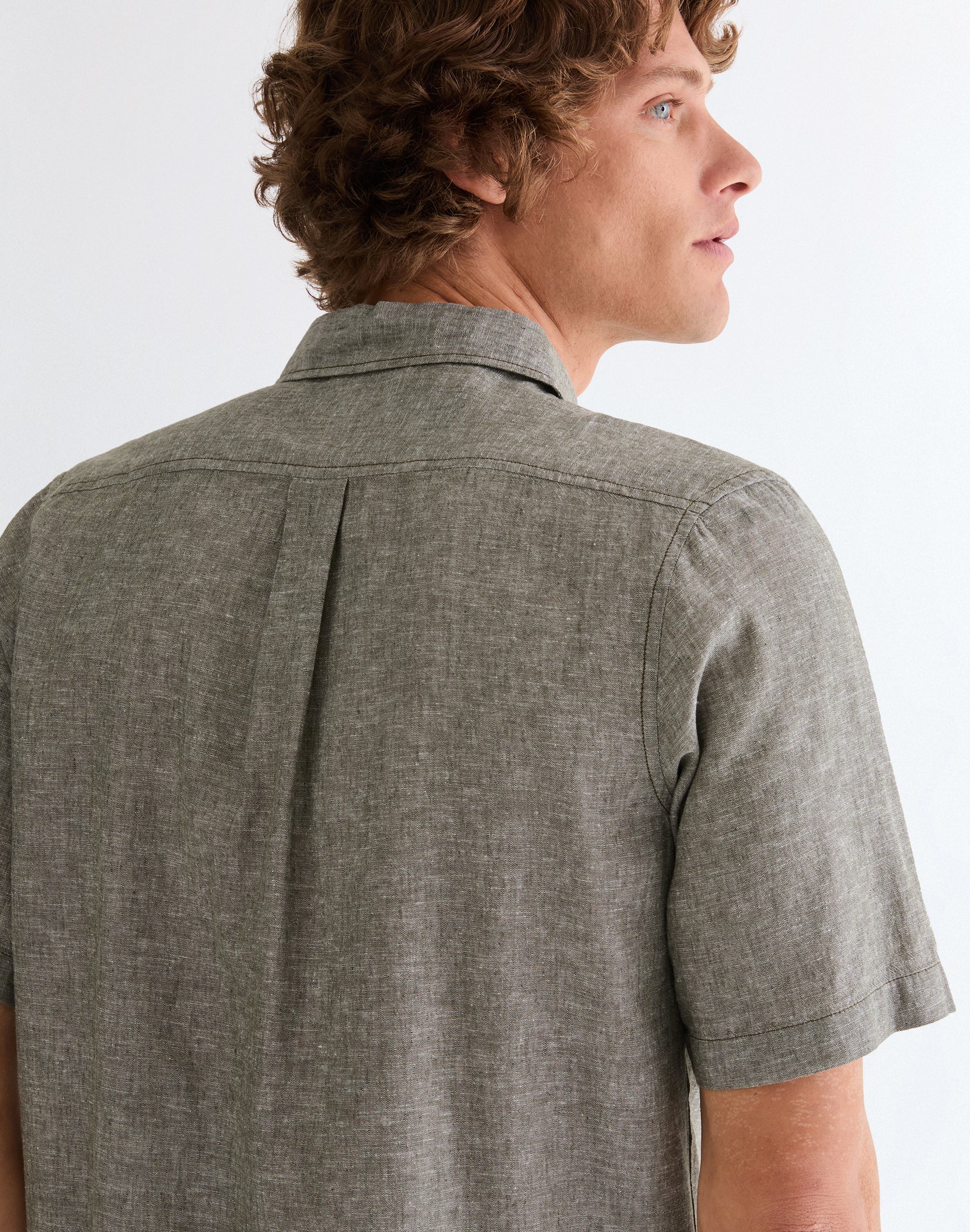 Short-sleeved 1-pocket shirt in Deep Depths Shirts Wrangler