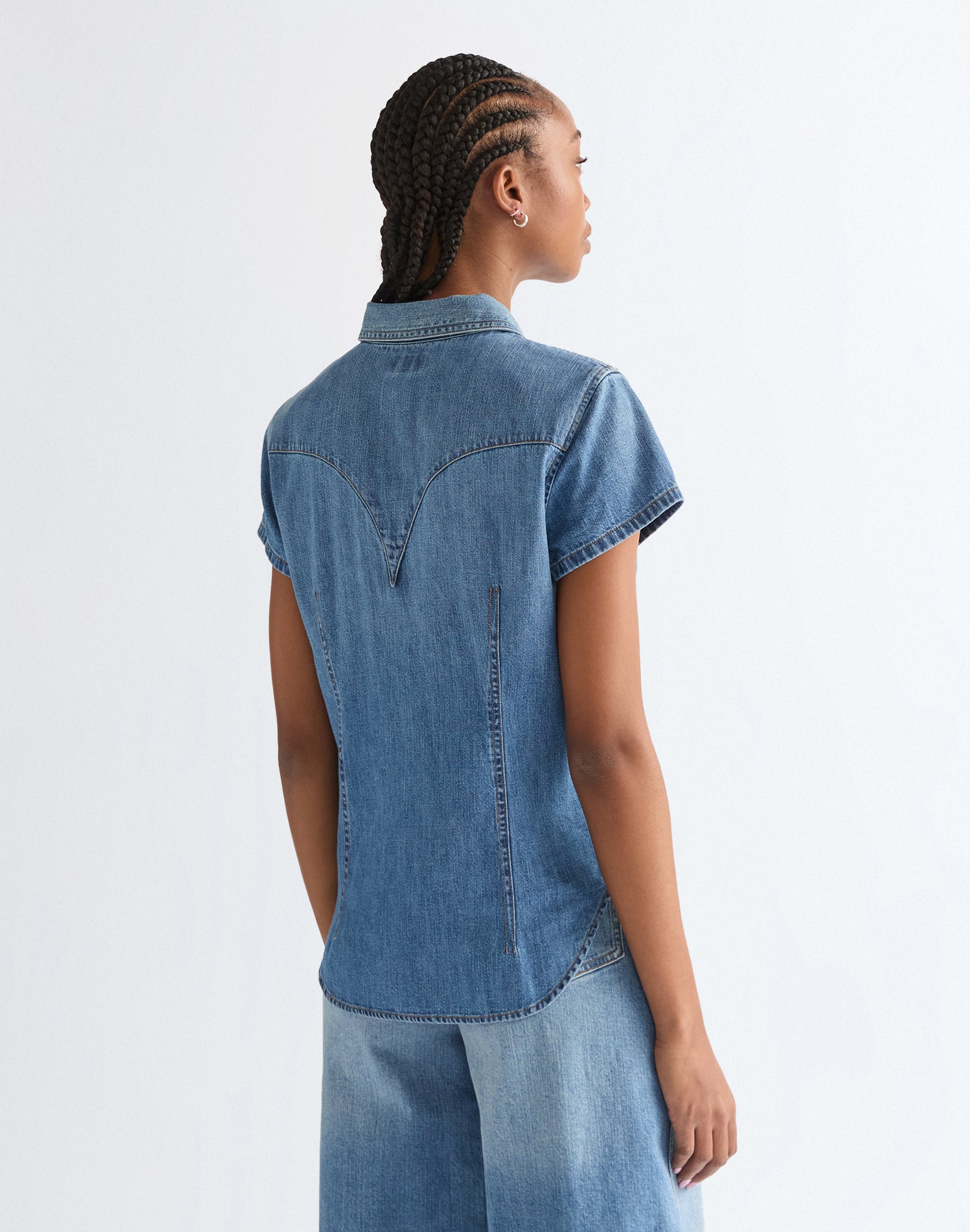 Stylized Western Short Sleeve Shirt Western Hazy Horizon