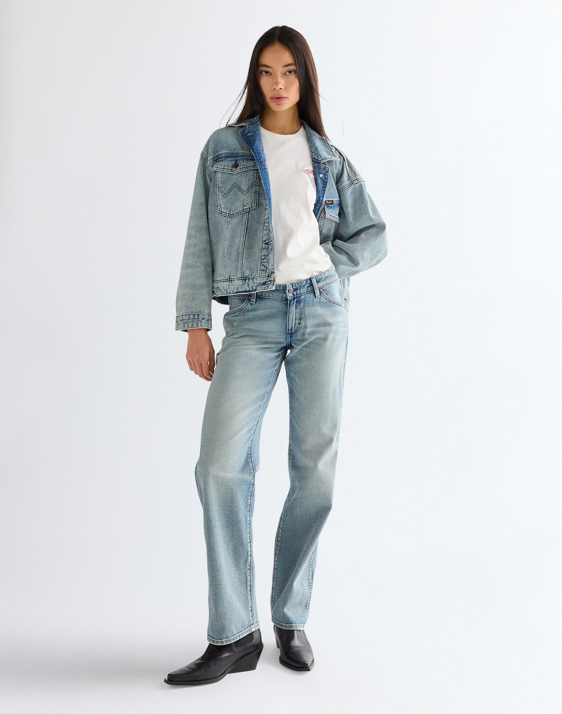 Low Rise Jean in Hippie Haze Jeans Wrangler
