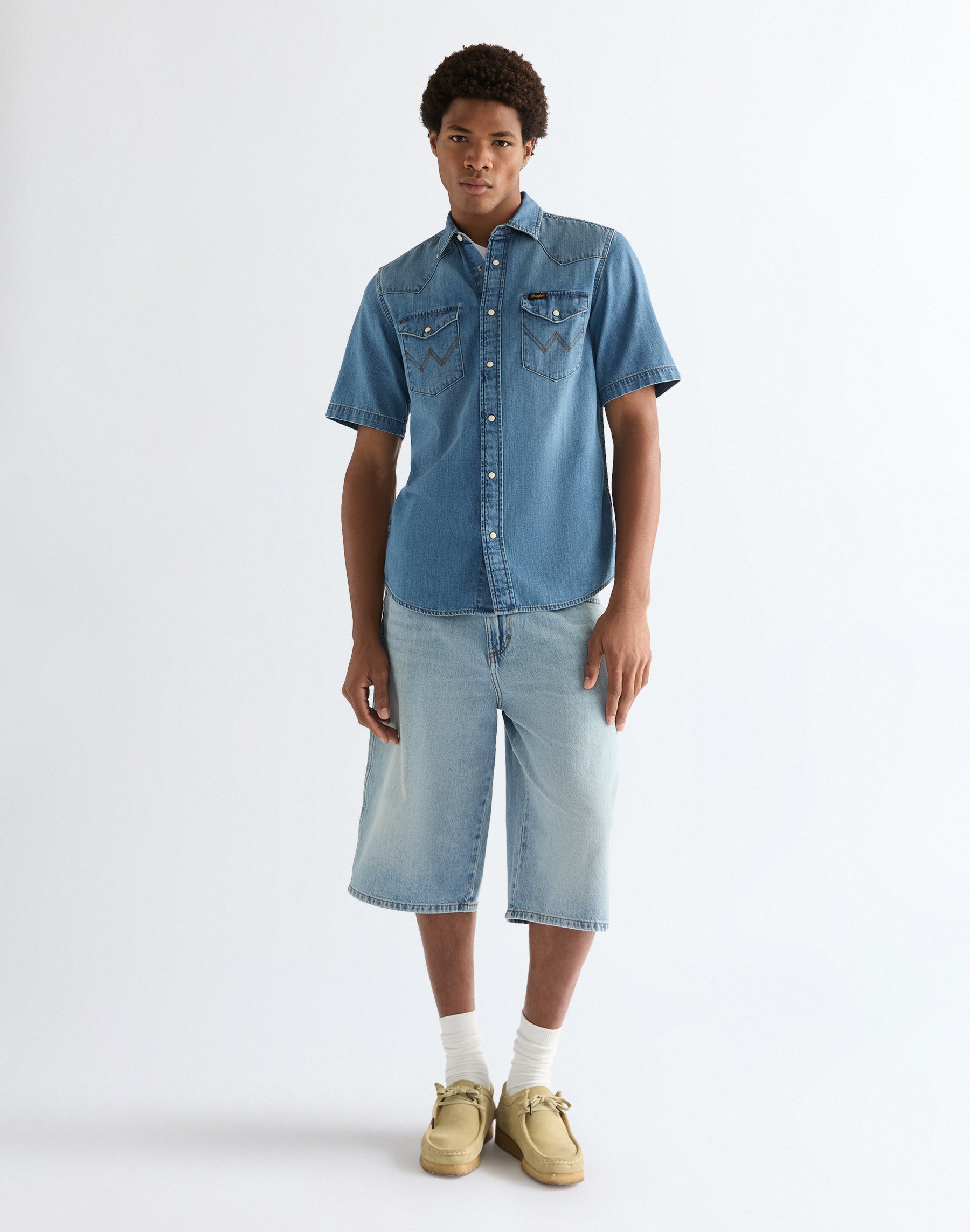 Short-sleeved Western in mid light wash Shirts Wrangler