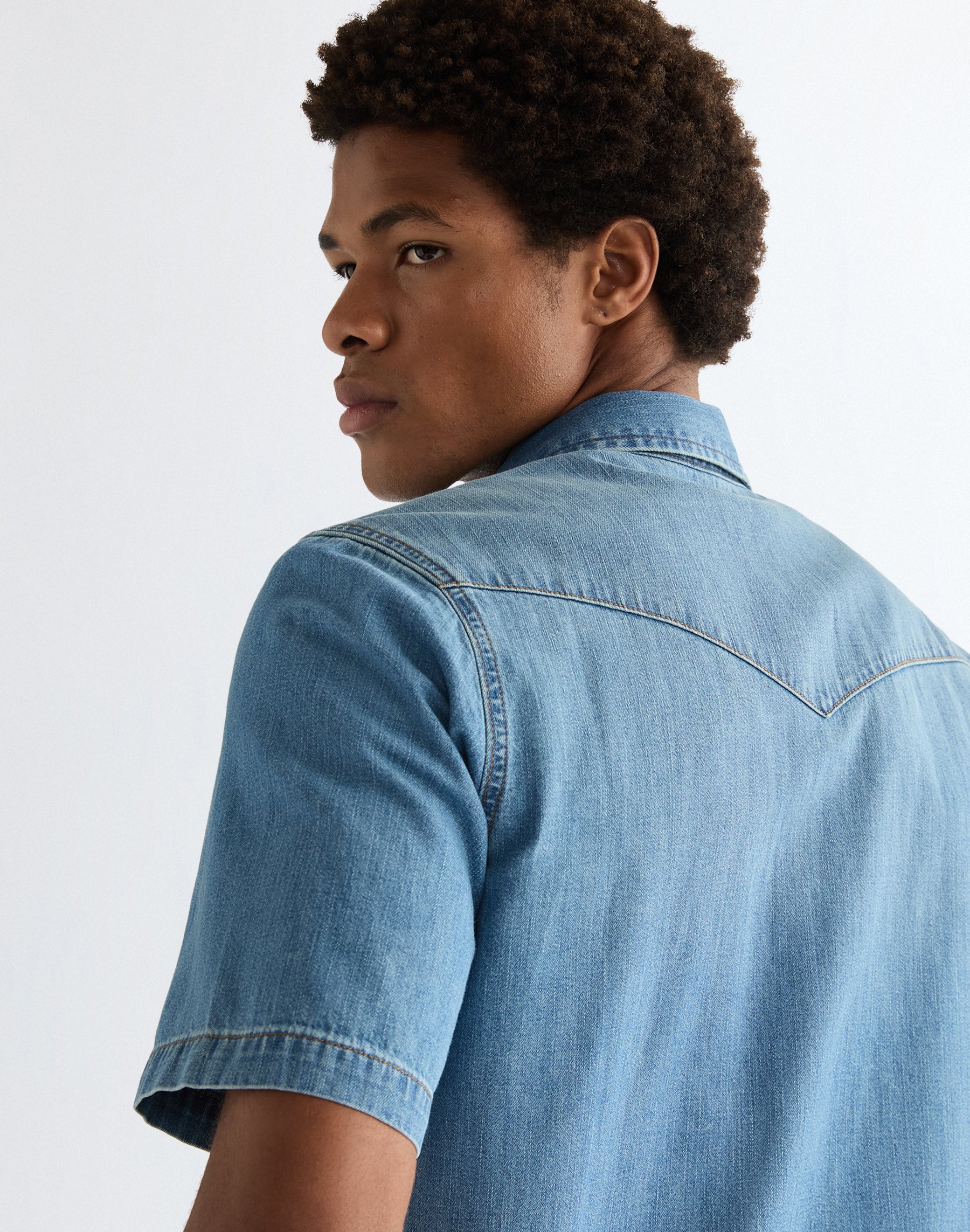 Short-sleeved Western in mid light wash Shirts Wrangler