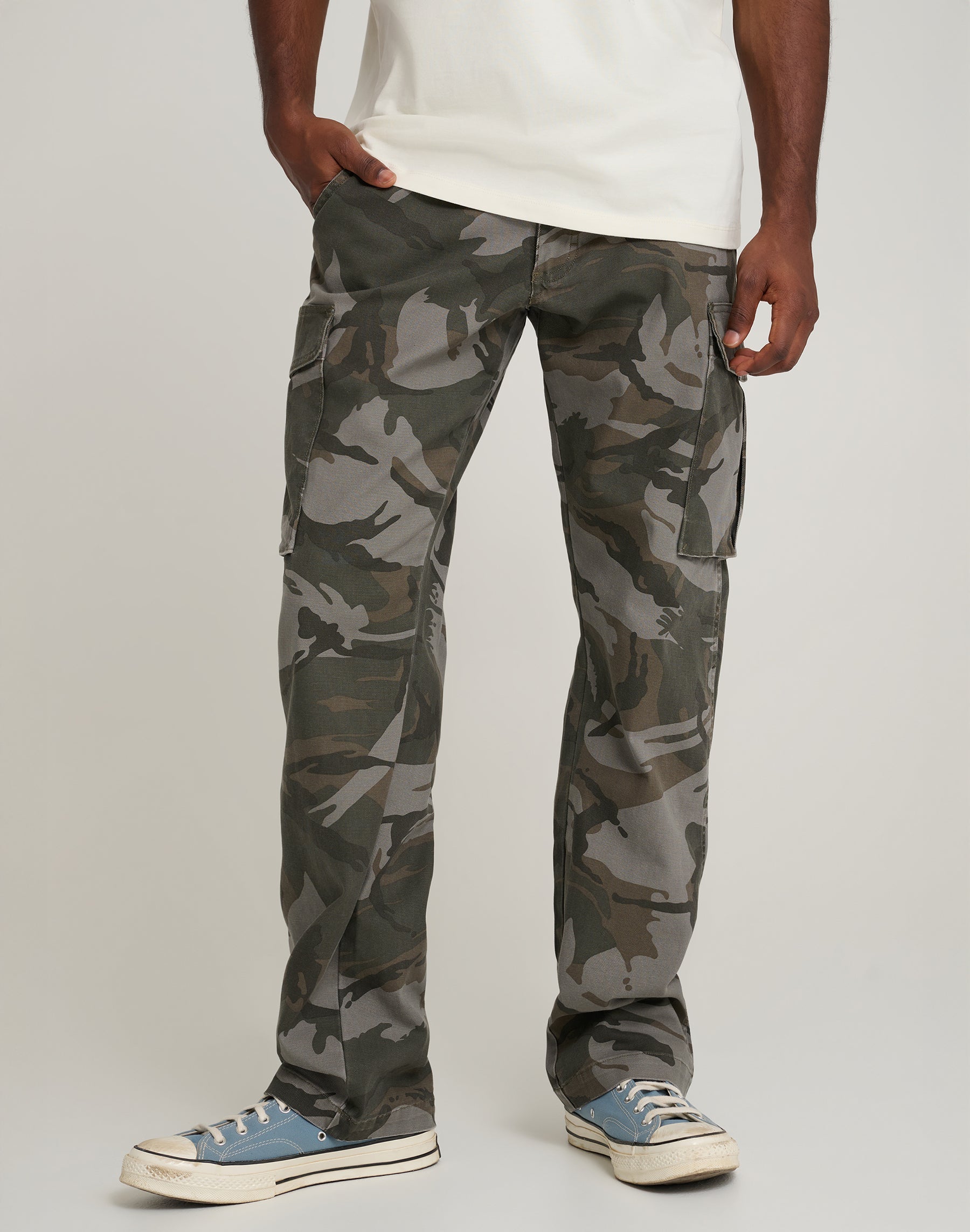 Mike Lucas Pant in Camo Pants Wrangler