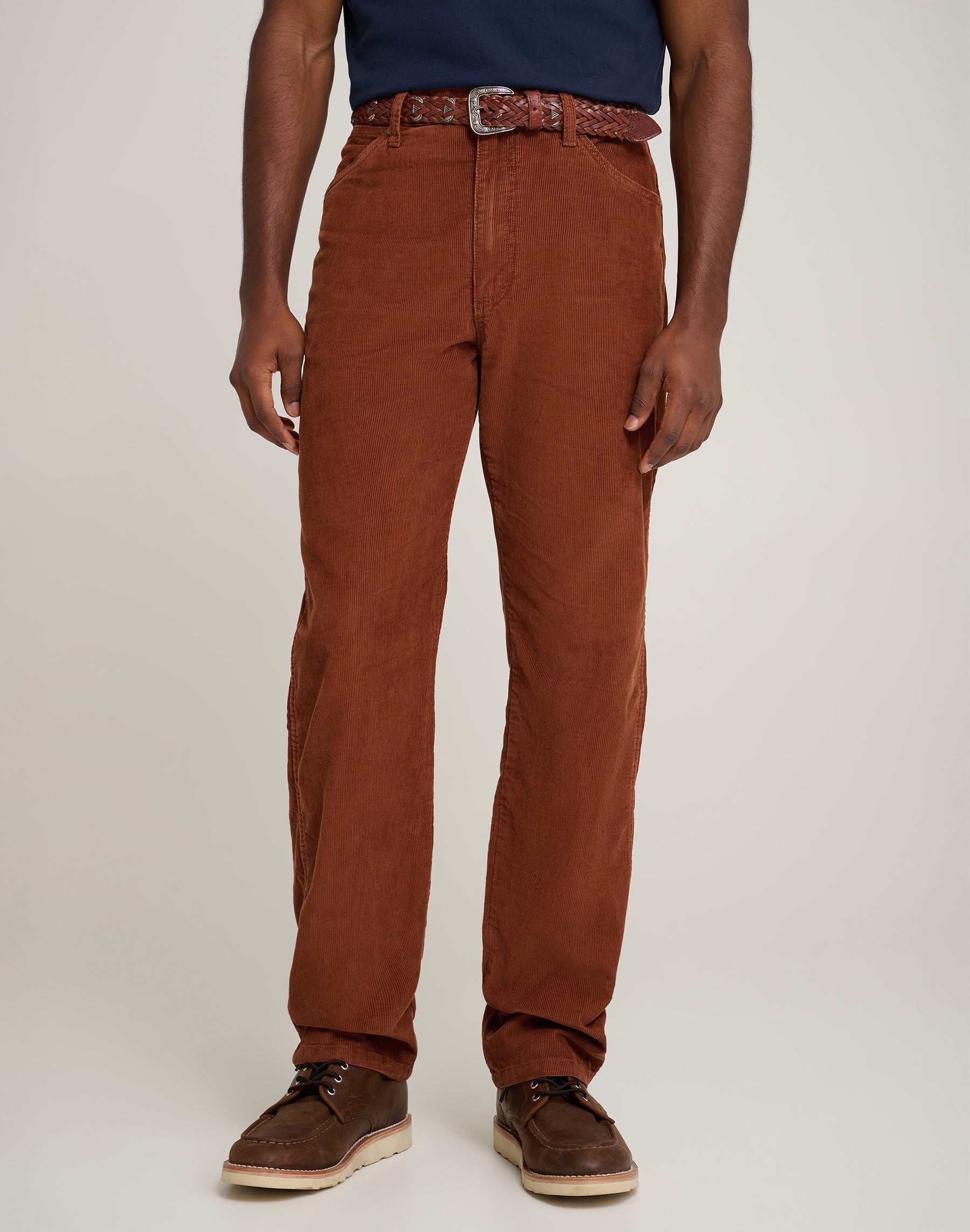13Mwz in Brown pants Wrangler