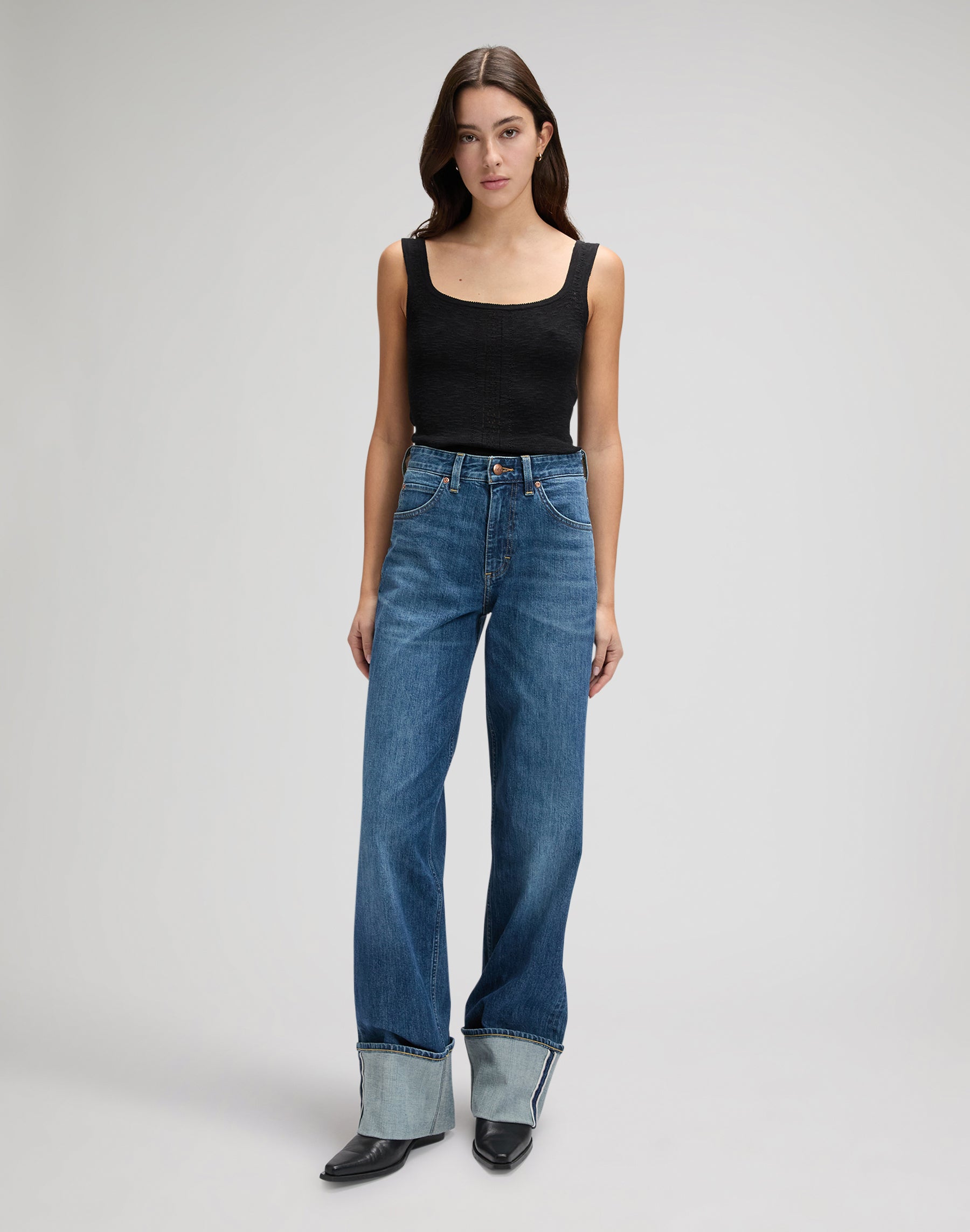 Knitted tank top in black